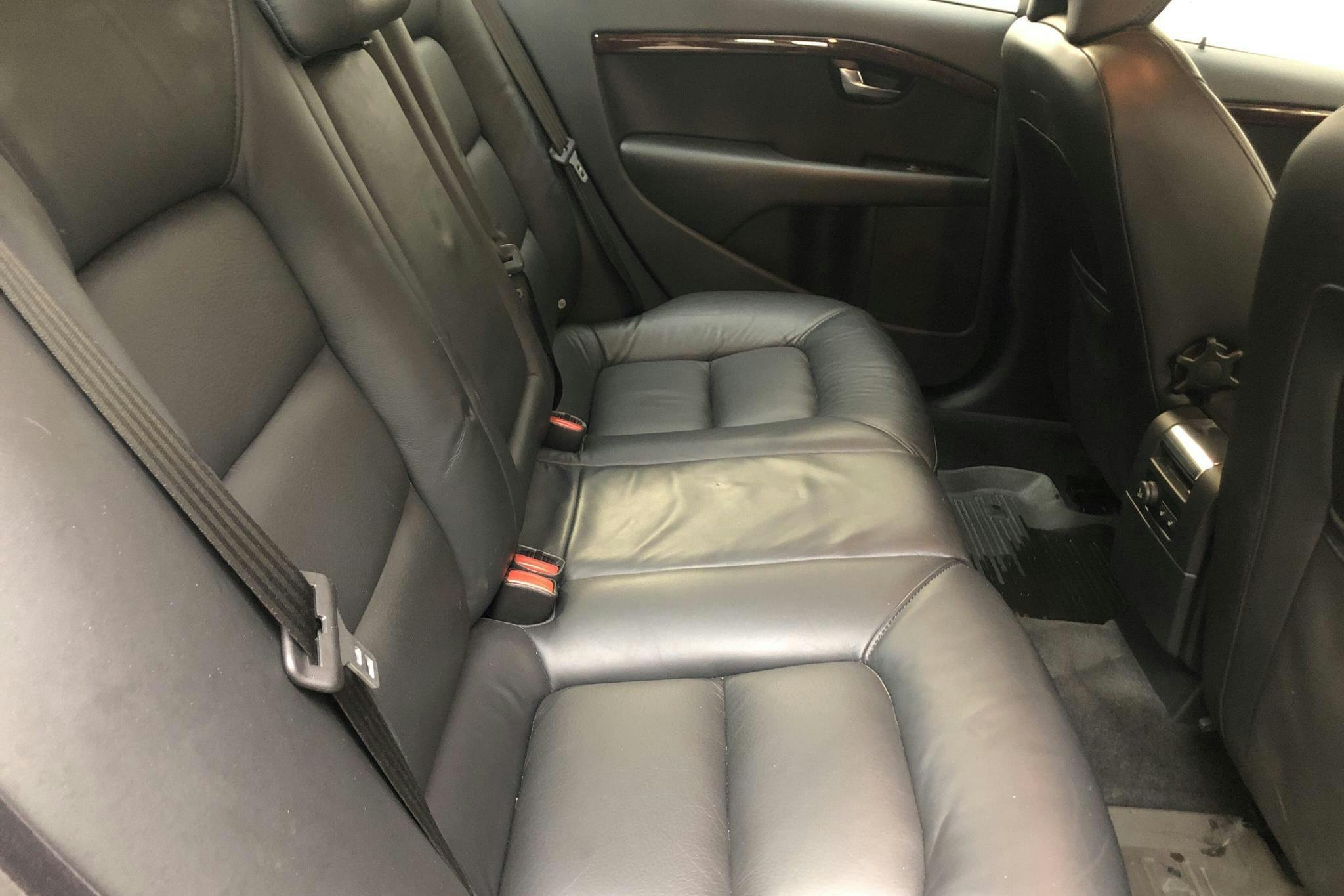 Volvo S80 D5 (185hk) - 14 166 mil - Automat - silver - 2009