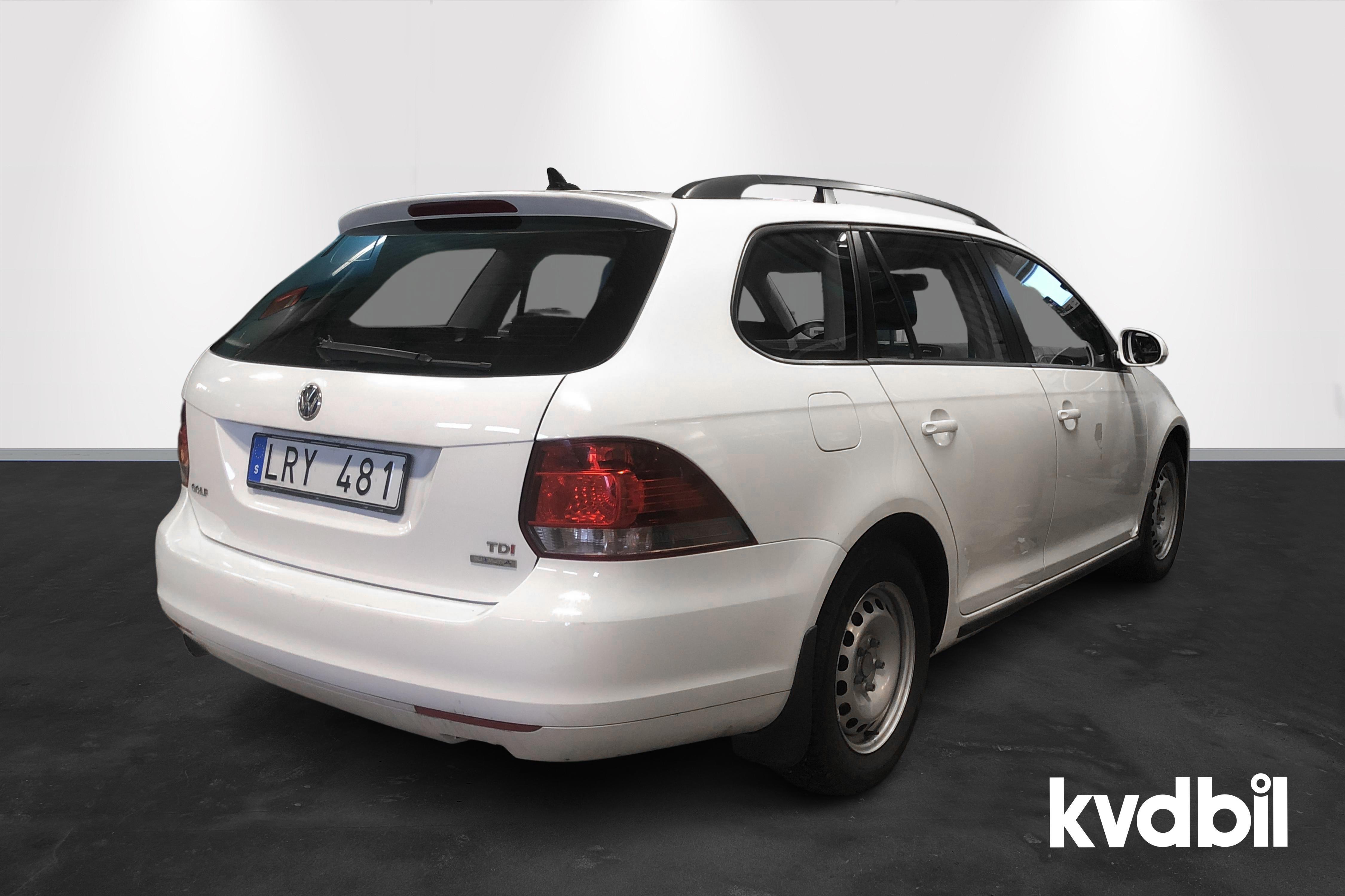 VW Golf VI 1.6 TDI BlueMotion Technology Variant (105hk) - 106 410 km - Manual - white - 2011