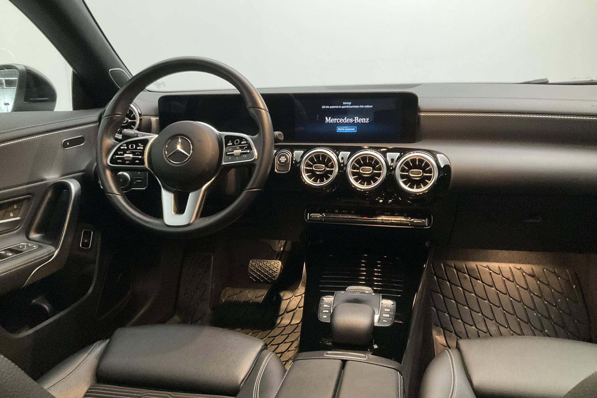 Mercedes CLA 250 e Shooting Brake X118 (218hk) - 4 273 mil - Automat - svart - 2021