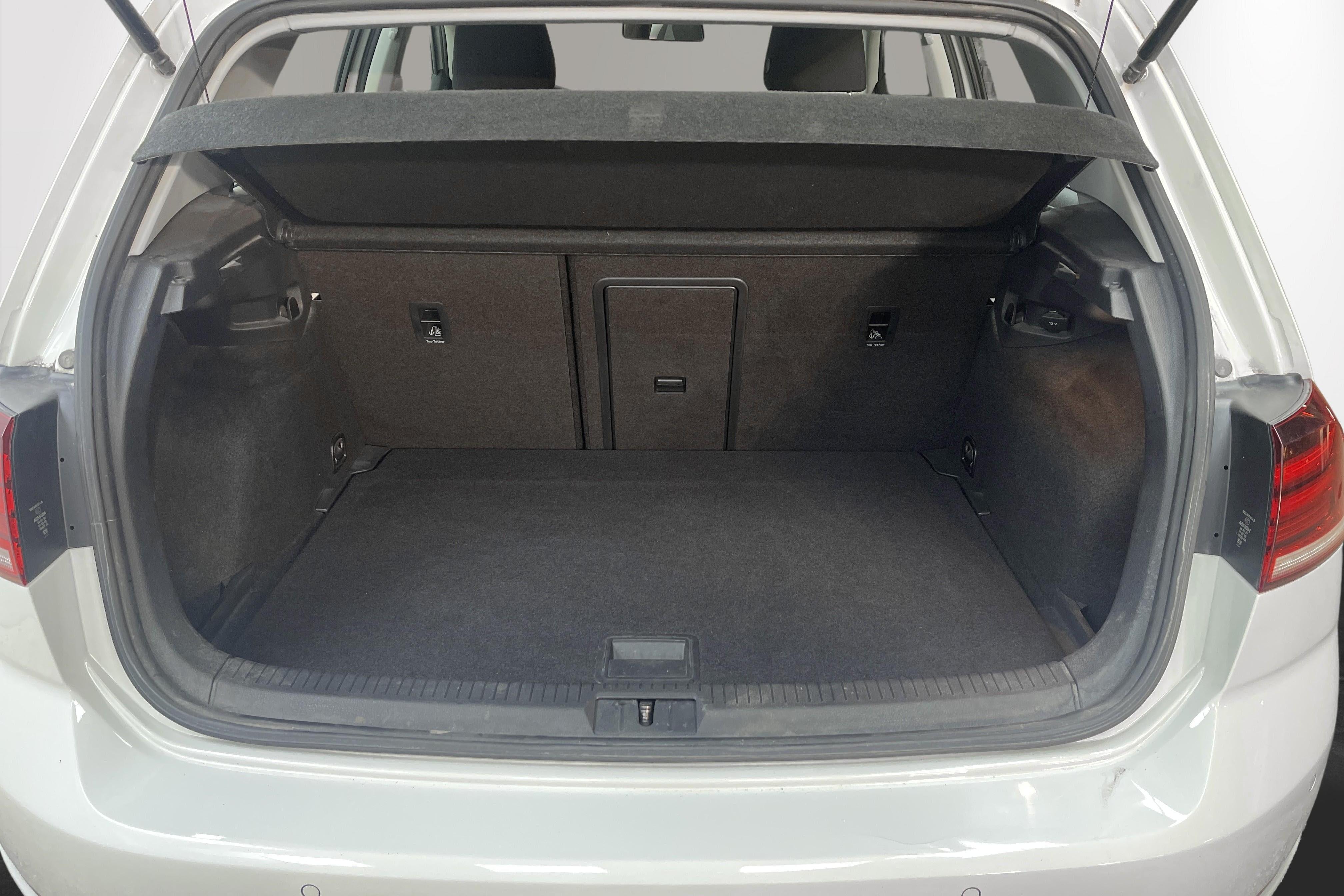 VW Golf VII 1.4 TSI Multifuel 5dr (125hk) - 15 342 mil - Manuell - vit - 2018