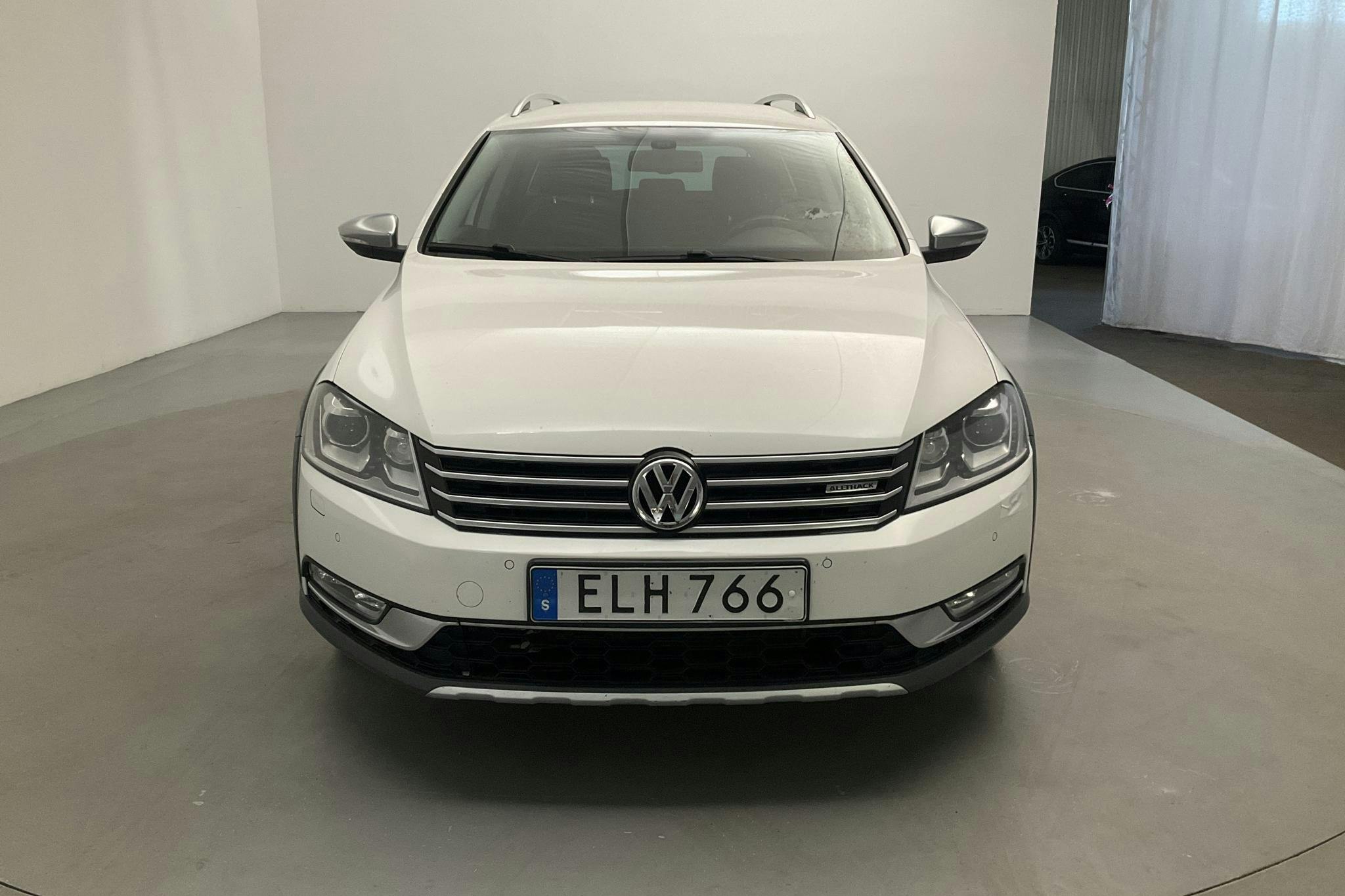 VW Passat Alltrack 2.0 TDI BlueMotion Technology 4Motion (177hk) - 173 090 km - Automatic - white - 2015