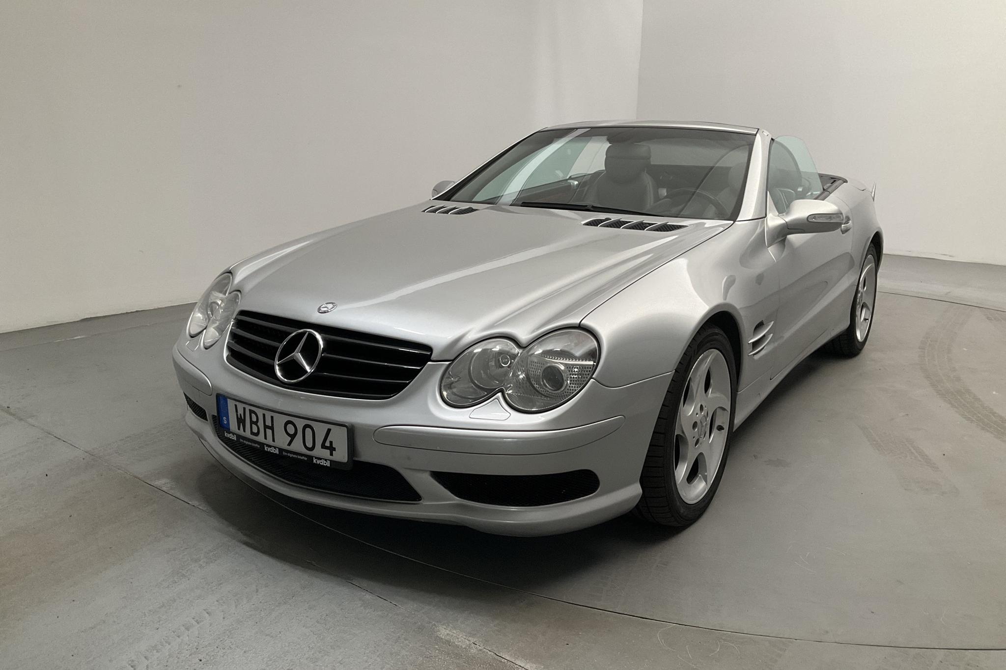 Mercedes SL 500 R230 (306hk) - 18 978 mil - Automat - silver - 2002
