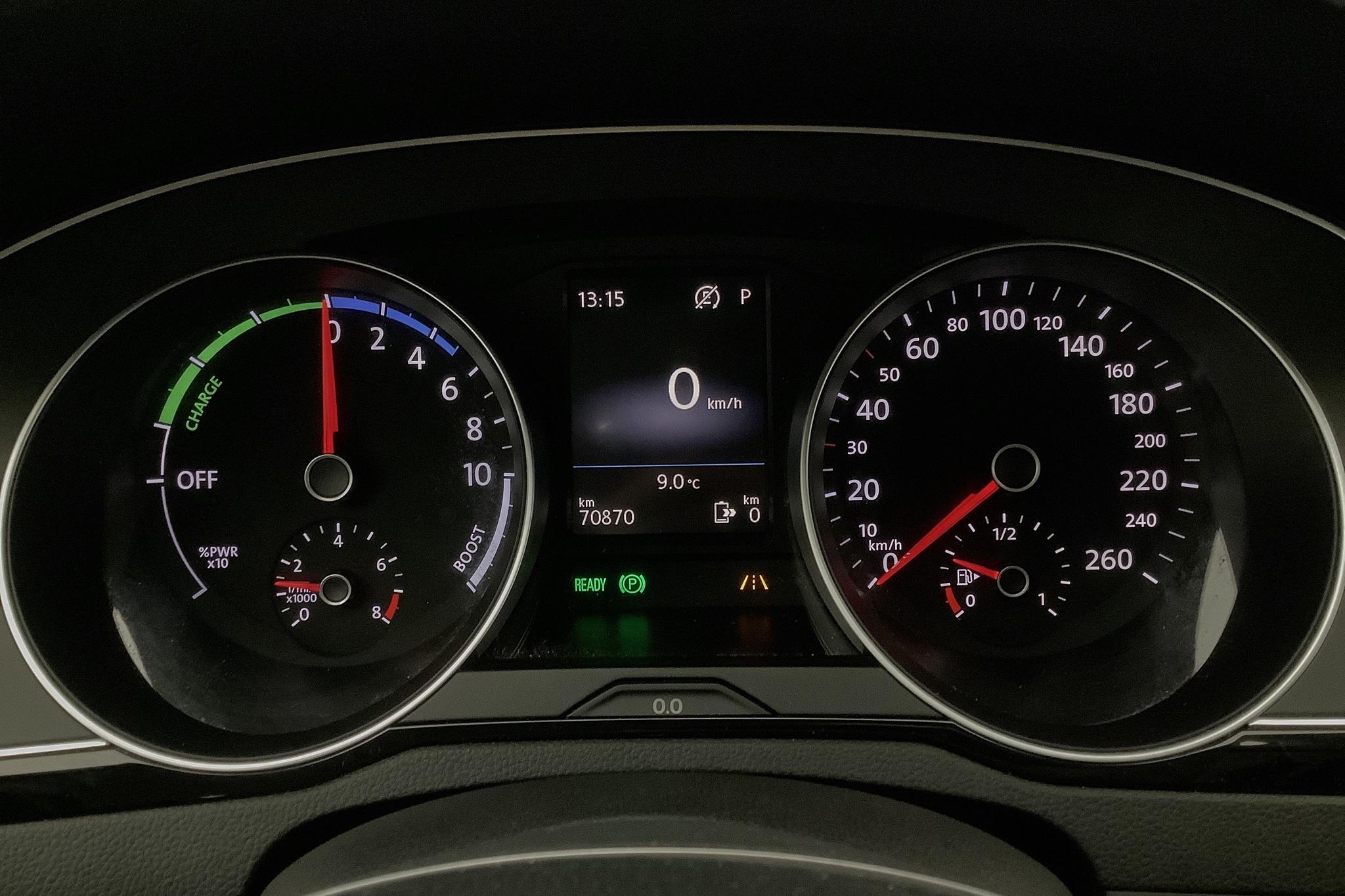 VW Passat 1.4 Plug-in-Hybrid Sportscombi (218hk) - 70 870 km - Automatic - Dark Blue - 2018