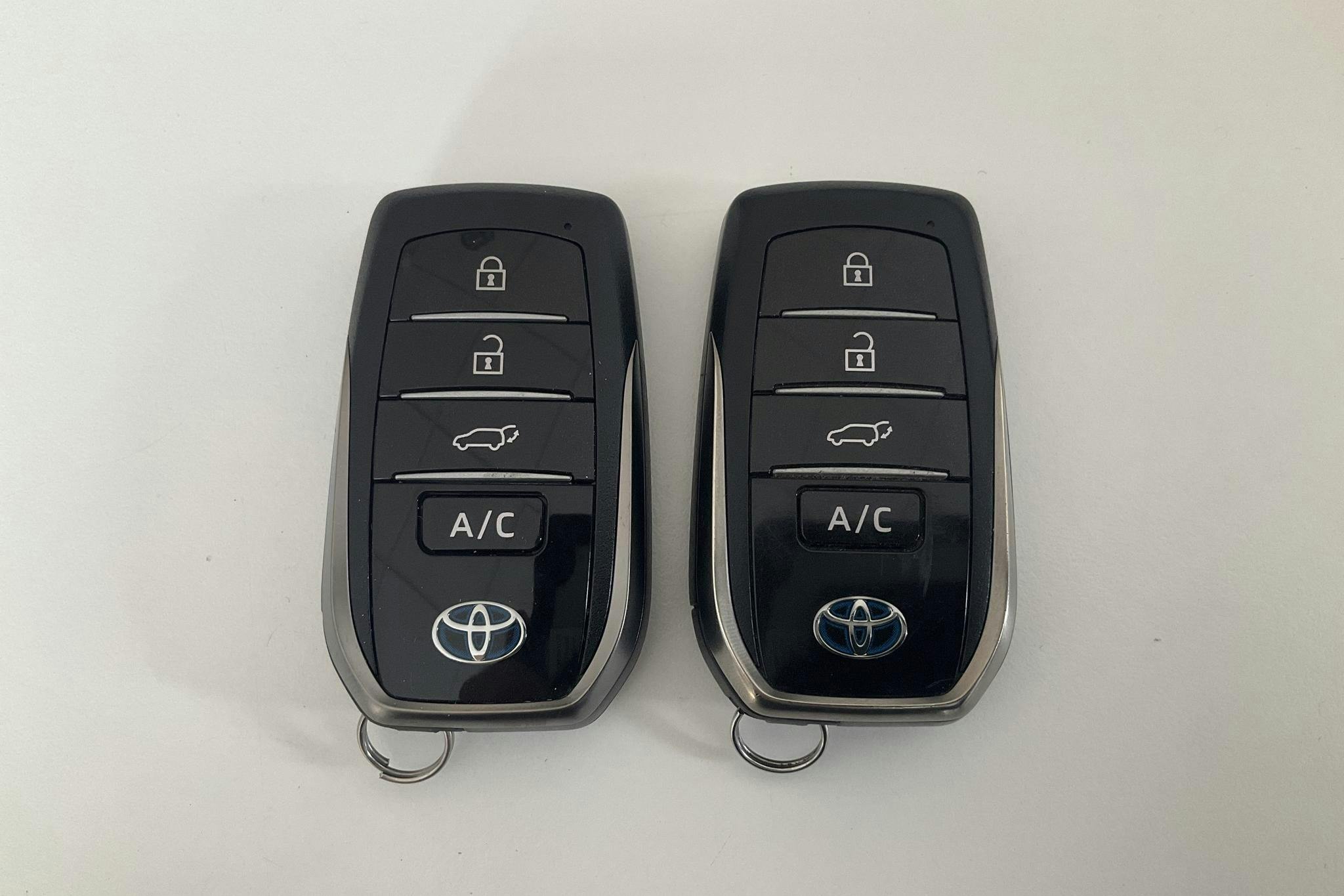 Toyota RAV4 2.5 Plug-in Hybrid AWD (306hk) - 3 165 mil - Automat - grå - 2020