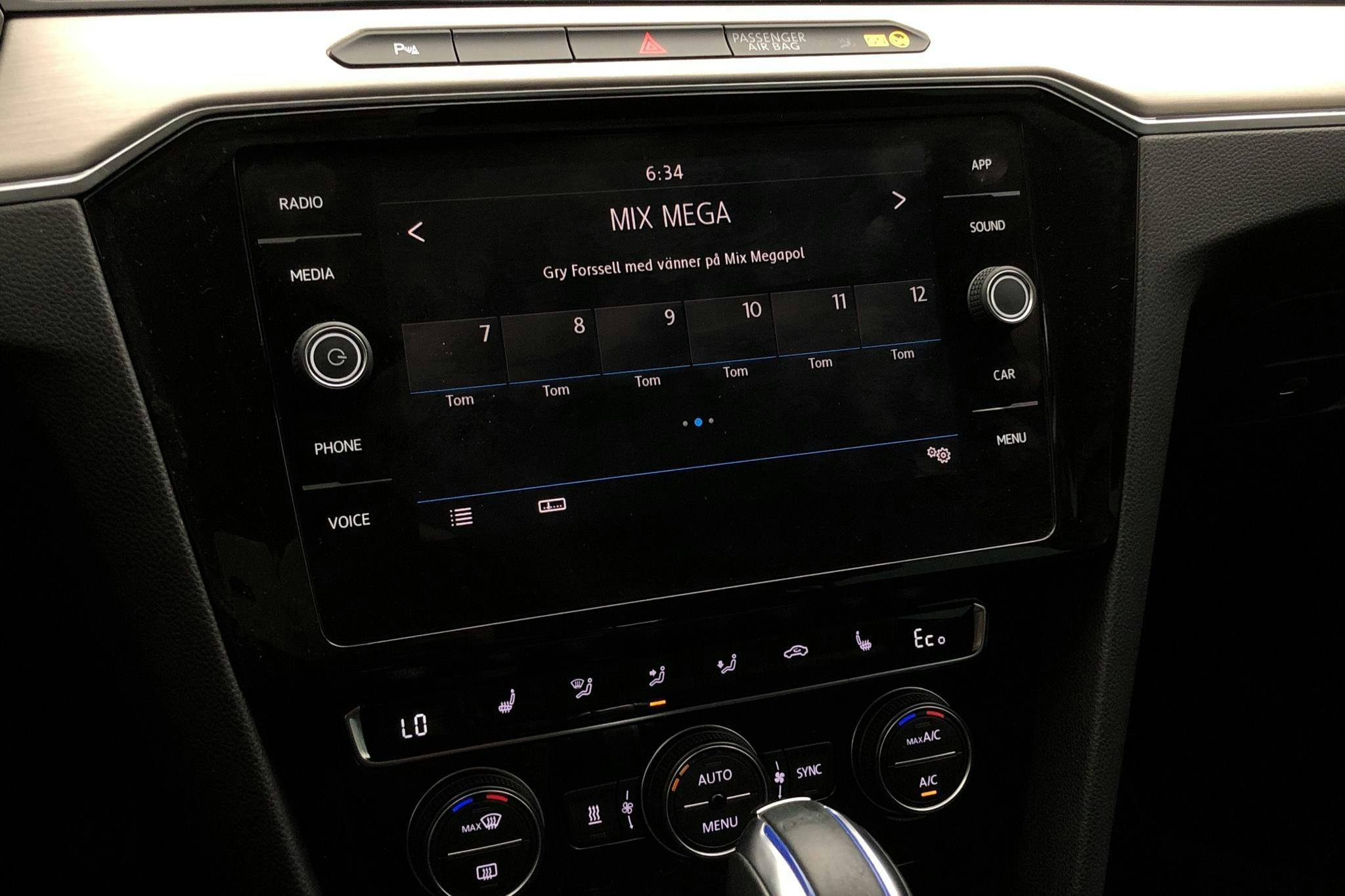 VW Passat 1.4 Plug-in-Hybrid Sportscombi (218hk) - 12 591 mil - Automat - röd - 2018