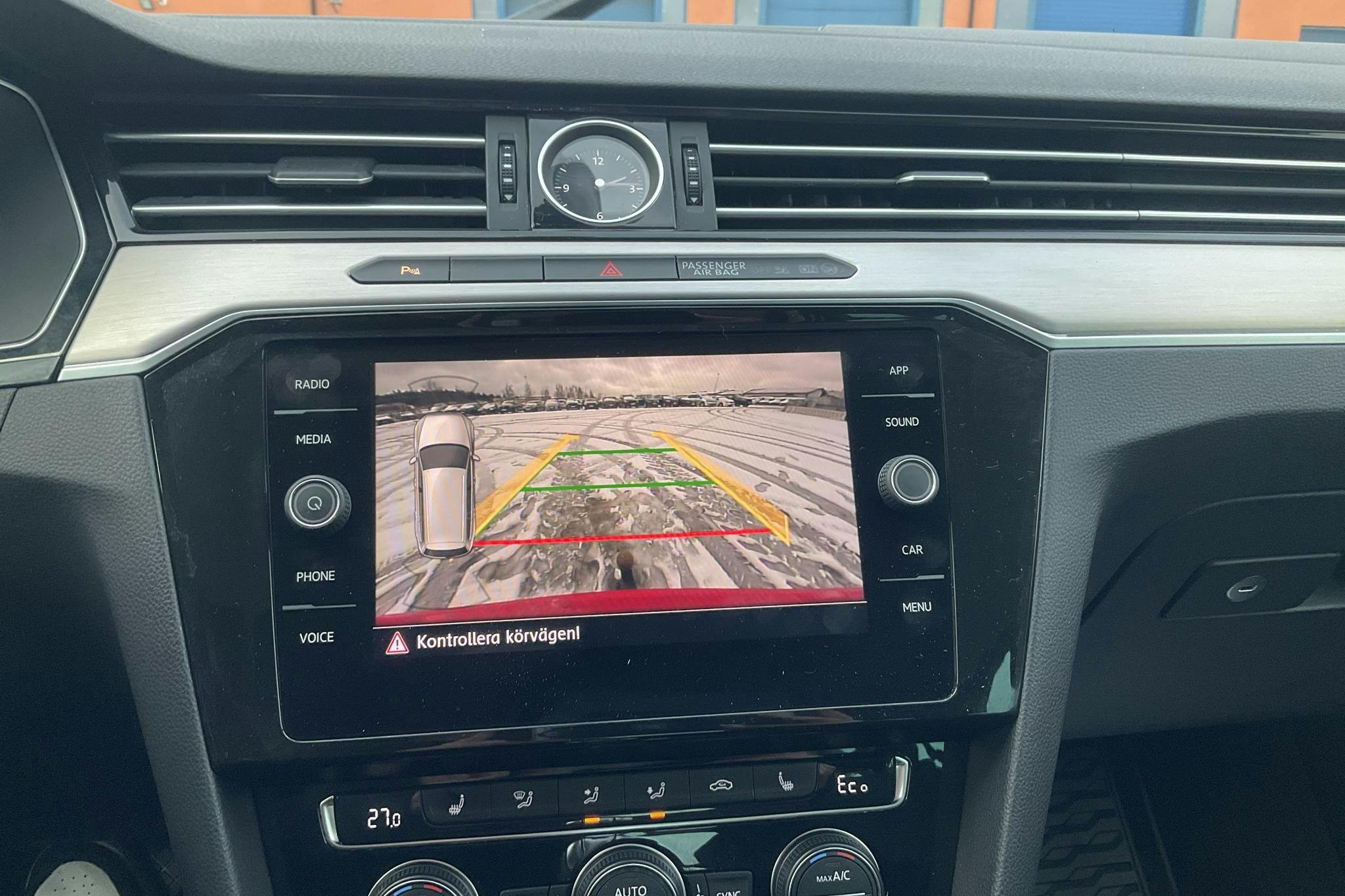 VW Passat 1.4 Plug-in-Hybrid Sportscombi (218hk) - 12 591 mil - Automat - röd - 2018