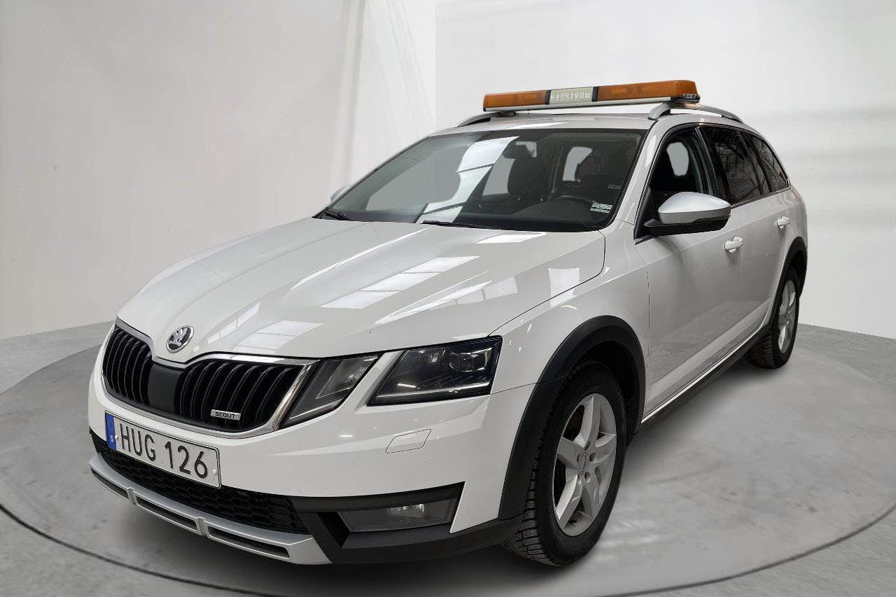 Skoda Octavia Scout II 2.0 TDI 4X4 (184hk) - 33 737 mil - Automat - vit - 2018