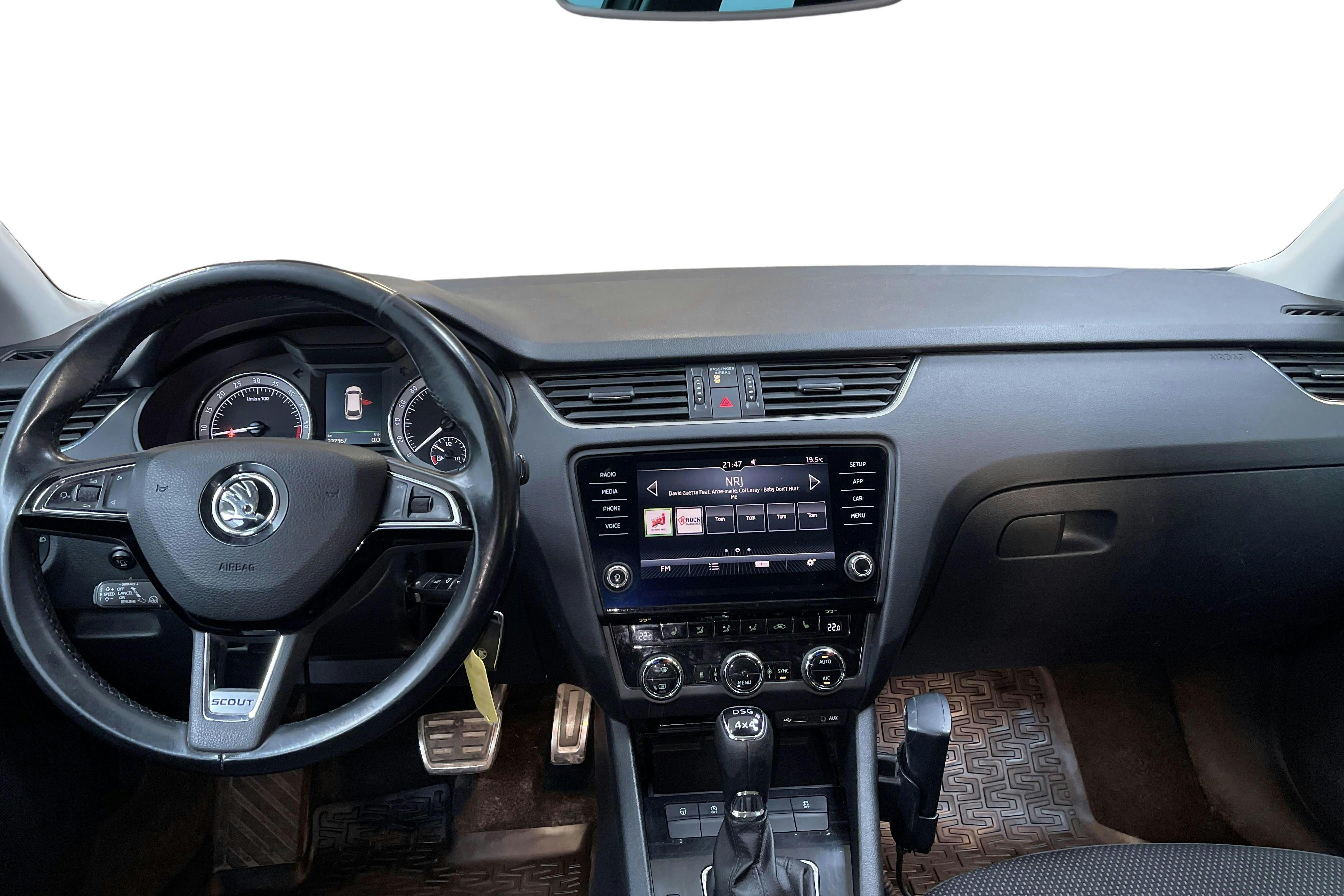 Skoda Octavia Scout II 2.0 TDI 4X4 (184hk) - 33 737 mil - Automat - vit - 2018