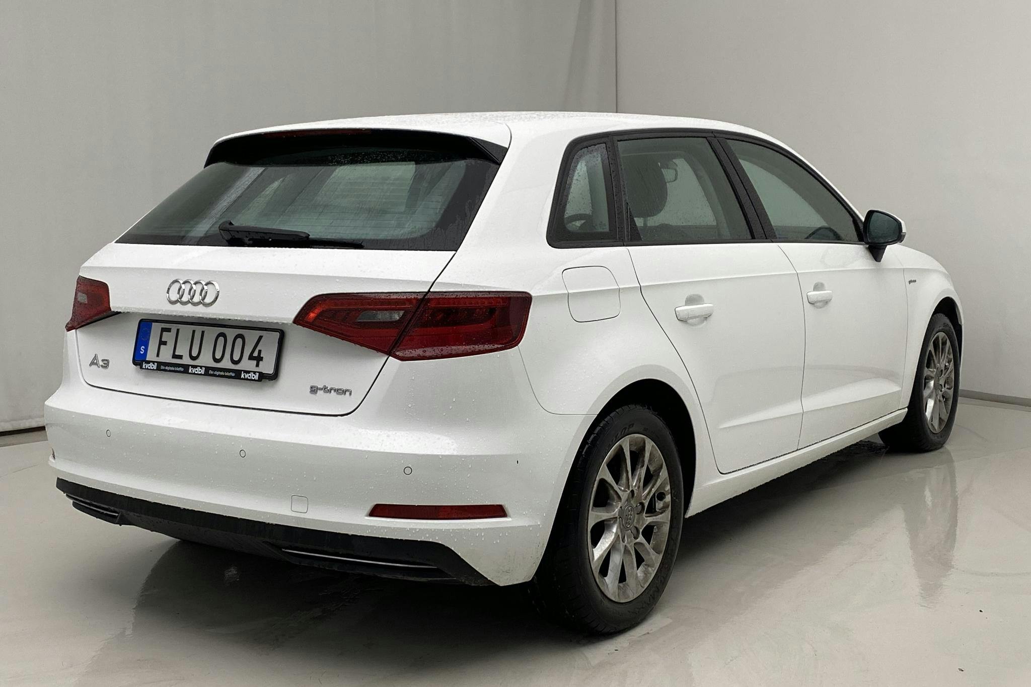 Audi A3 1.4 TFSI g-tron Sportback (110hk) - 8 573 mil - Automat - vit - 2016