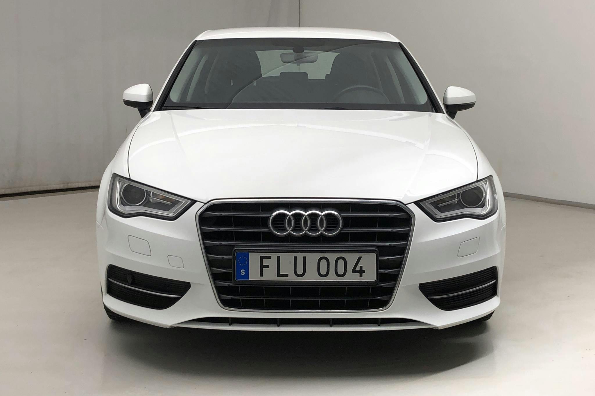 Audi A3 1.4 TFSI g-tron Sportback (110hk) - 8 573 mil - Automat - vit - 2016