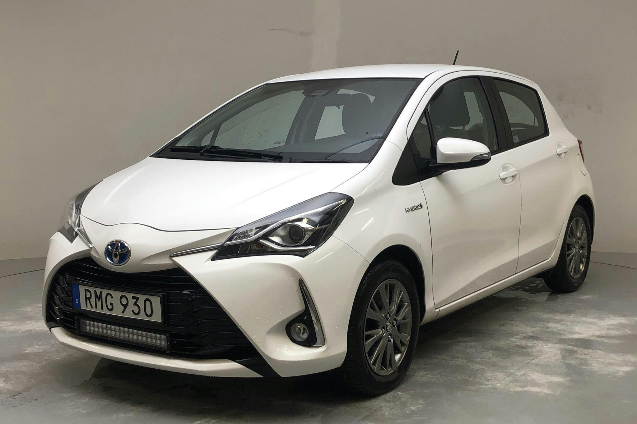 Toyota Yaris 1.5 Hybrid 5dr (101hk) - 9 418 mil - Automat - vit - 2018