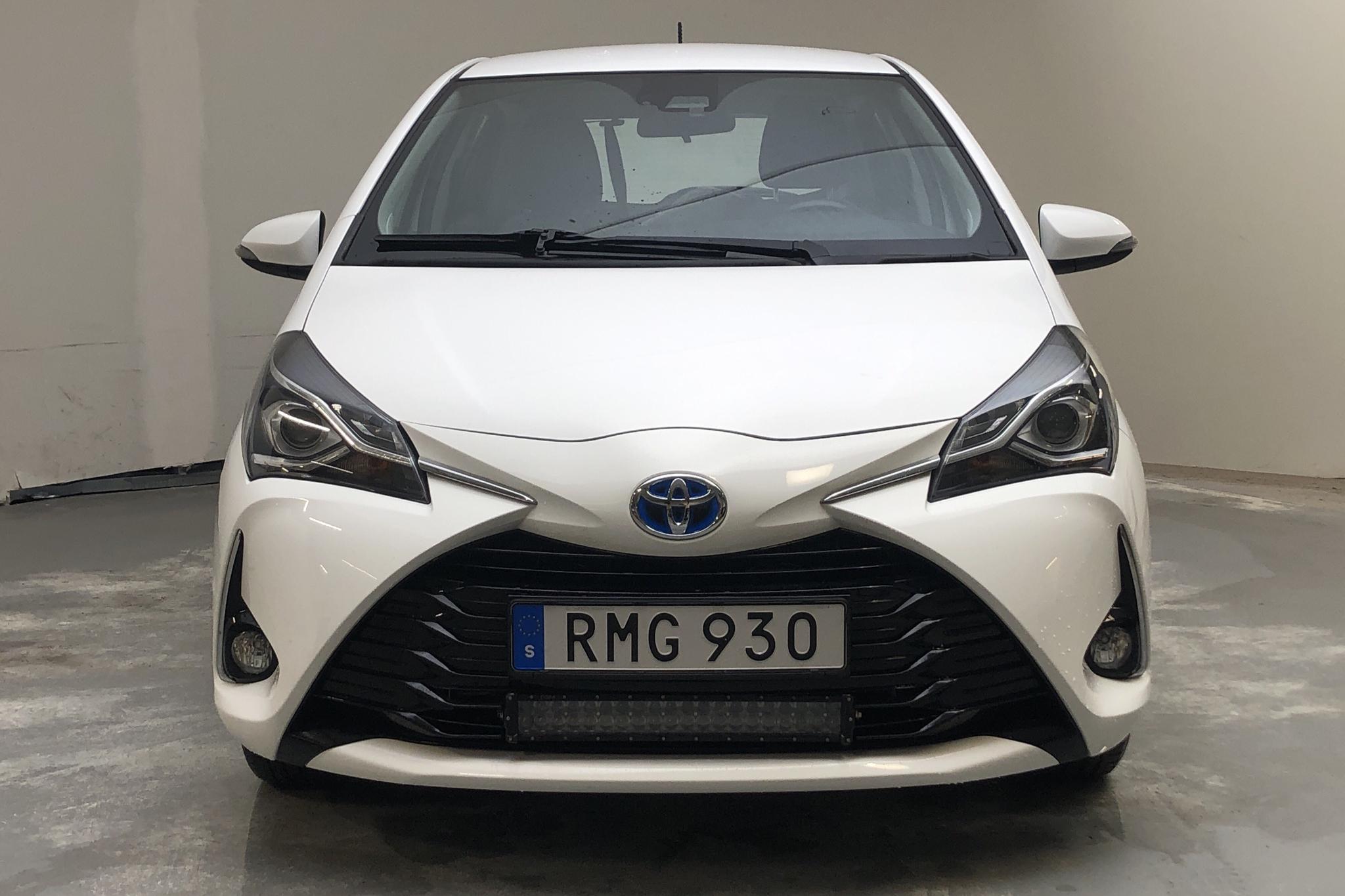 Toyota Yaris 1.5 Hybrid 5dr (101hk) - 9 418 mil - Automat - vit - 2018