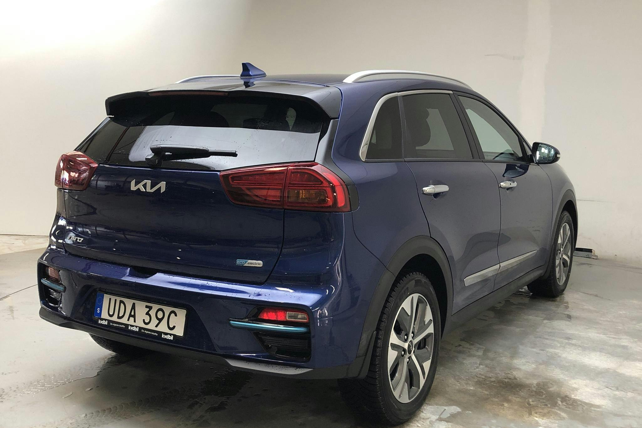 KIA e-Niro 64 kWh (204hk) - 3 659 mil - Automat - blå - 2022