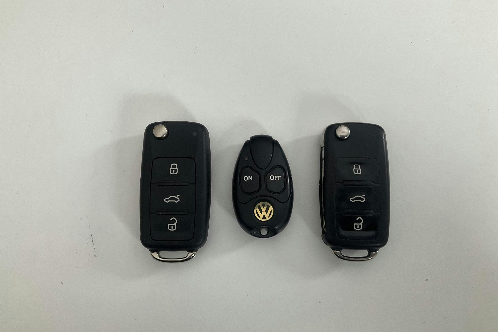 VW Caddy 2.0 TDI Skåp (170hk) - 23 147 mil - Automat - vit - 2013