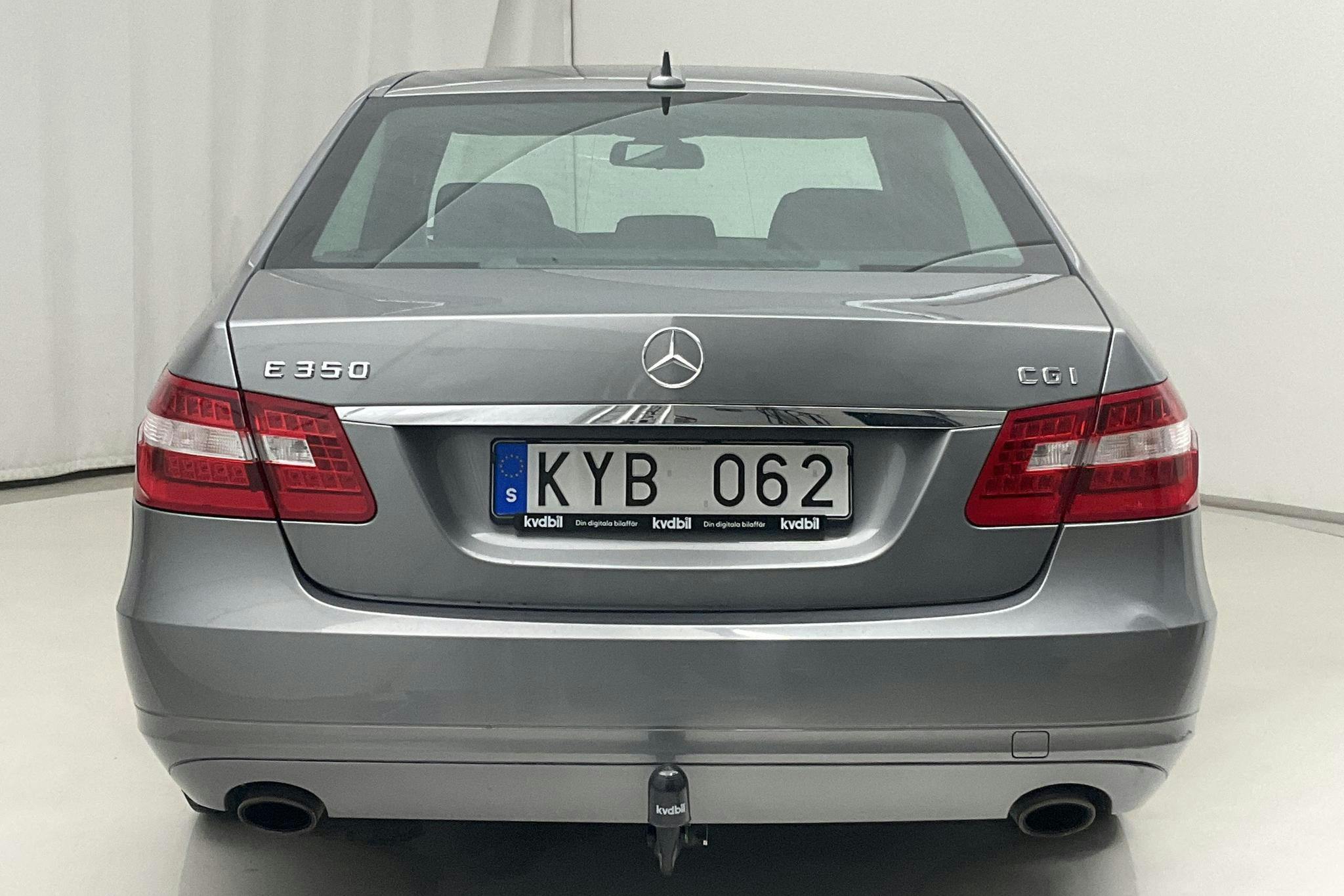Mercedes E 350 W212 (292hk) - 3 268 mil - Automat - grå - 2010