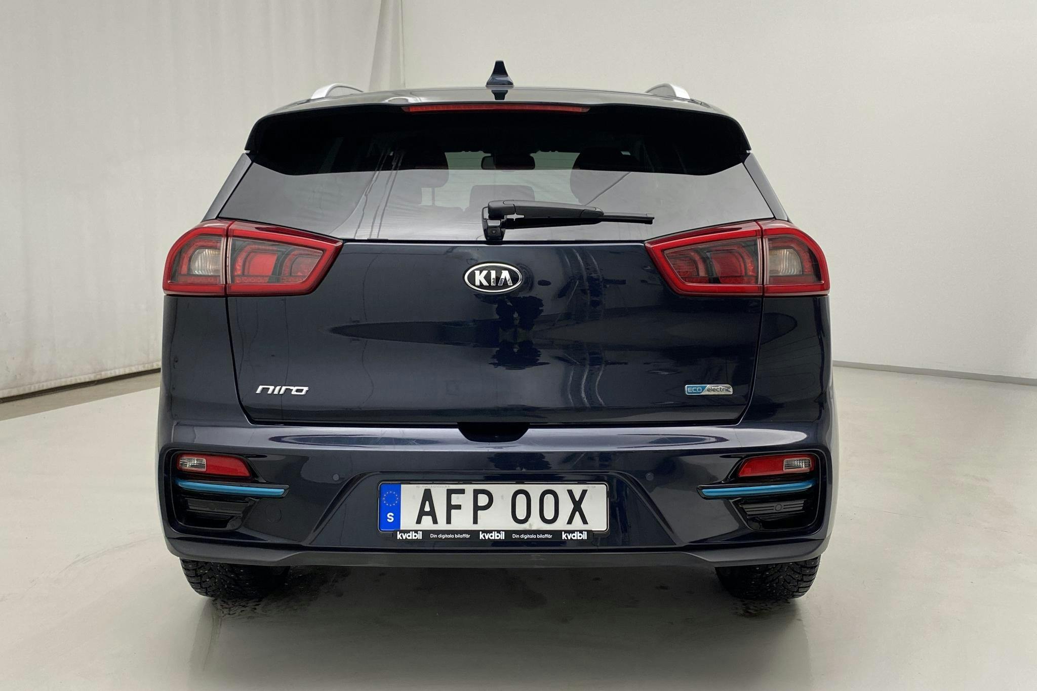 KIA Niro EV 64 kWh (204hk) - 5 618 mil - Automat - blå - 2019