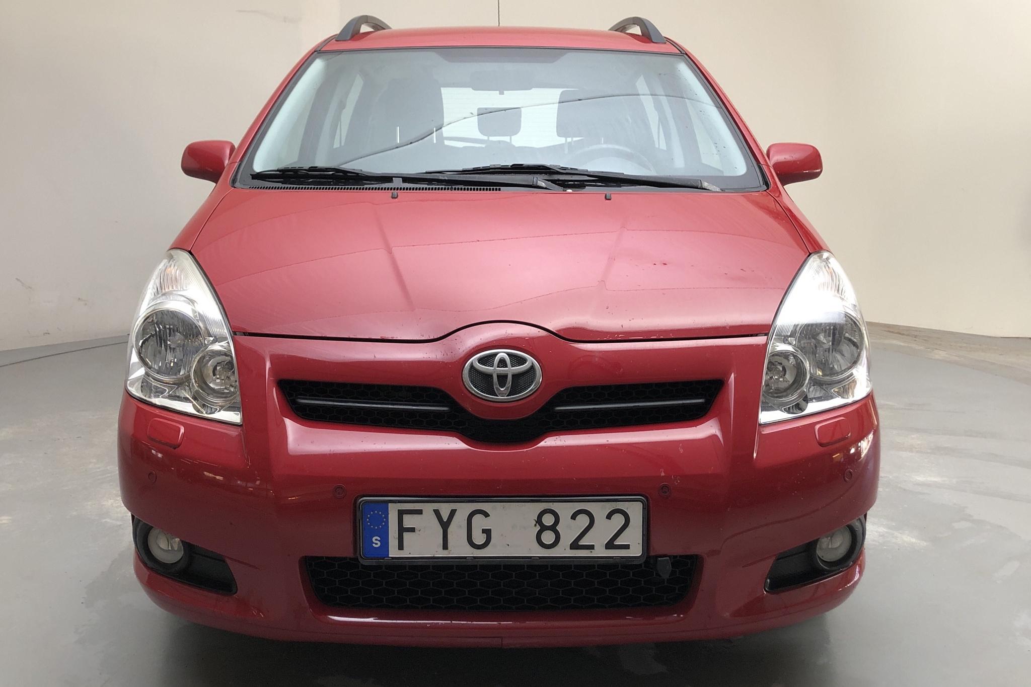 Toyota Corolla Verso 1.8 (129hk) - 113 730 km - Manual - red - 2007