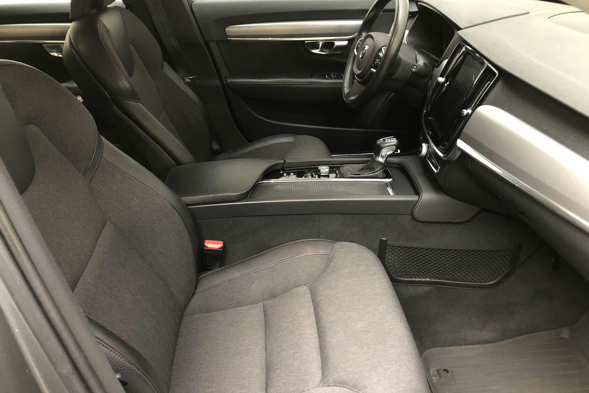 Volvo V90 D4 (190hk) - 96 840 km - Automatic - gray - 2019