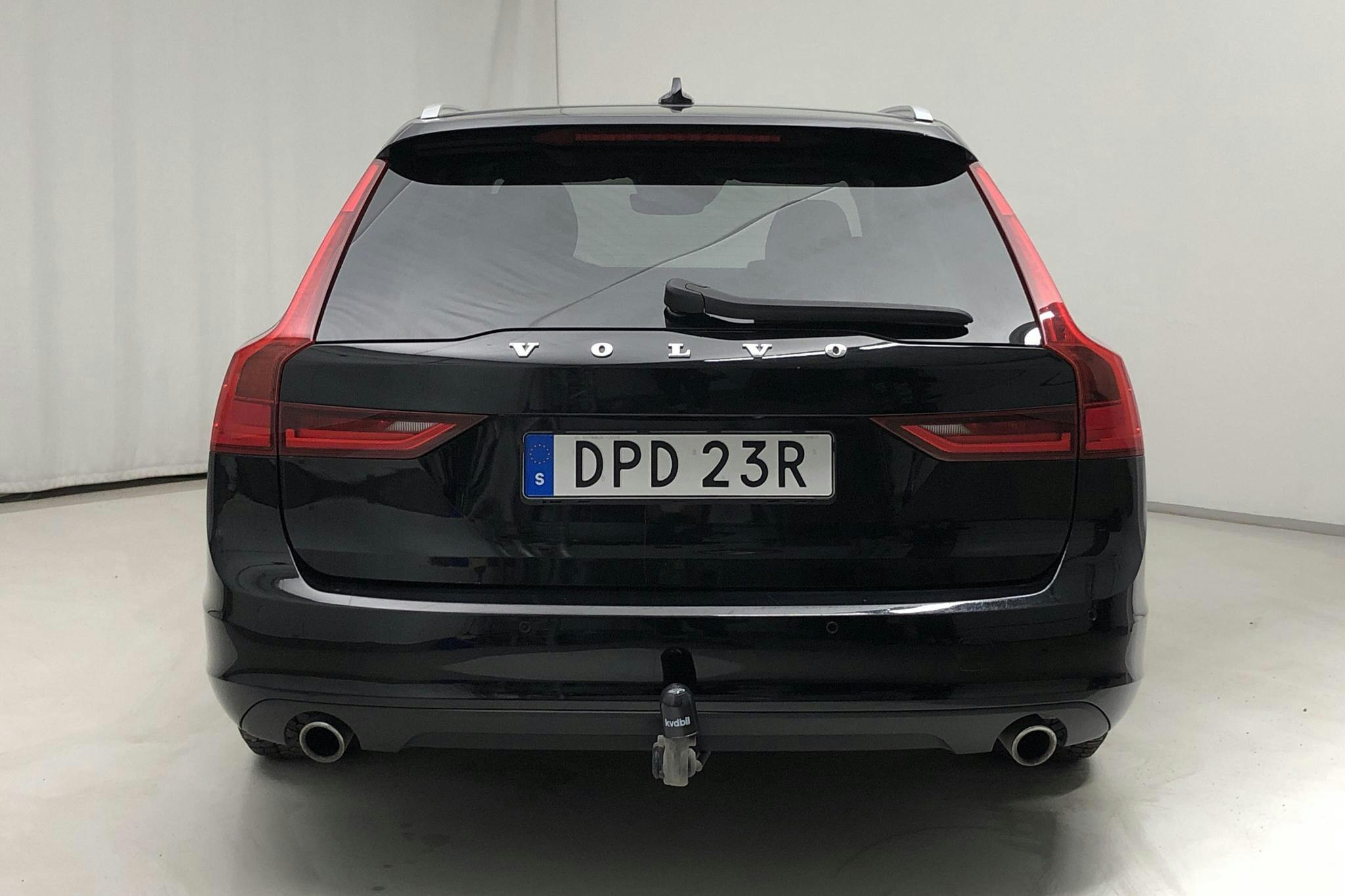 Volvo V90 D4 (190hk) - 136 500 km - Automatic - black - 2020