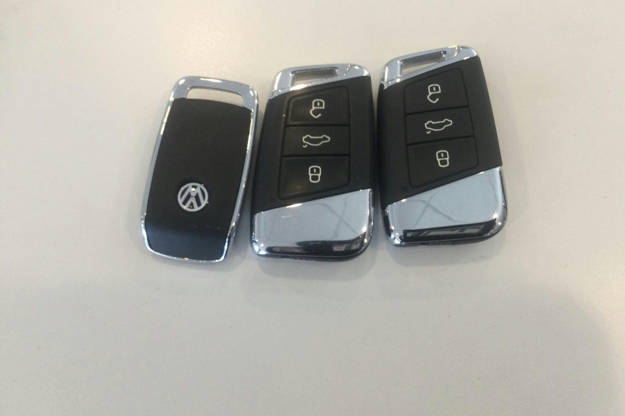 VW Passat 1.4 GTE Sportscombi (218hk) - 8 393 mil - Automat - Dark Grey - 2020