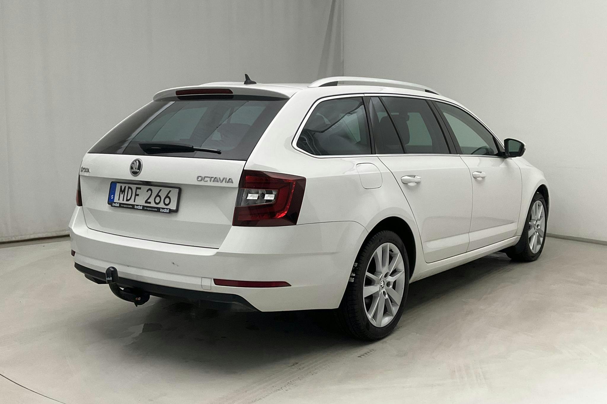 Skoda Octavia III 1.5 TSI Combi (150hk) - 4 568 mil - Automat - vit - 2019