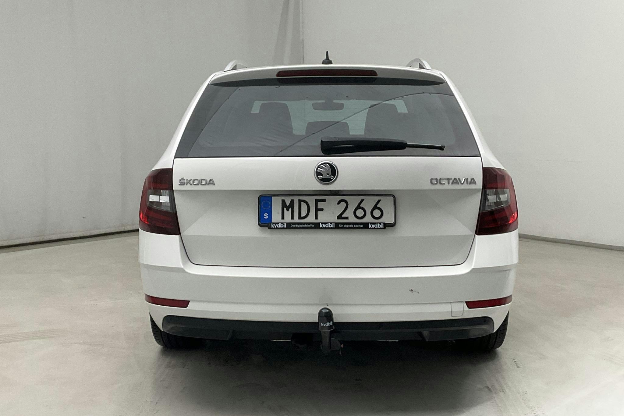 Skoda Octavia III 1.5 TSI Combi (150hk) - 4 568 mil - Automat - vit - 2019