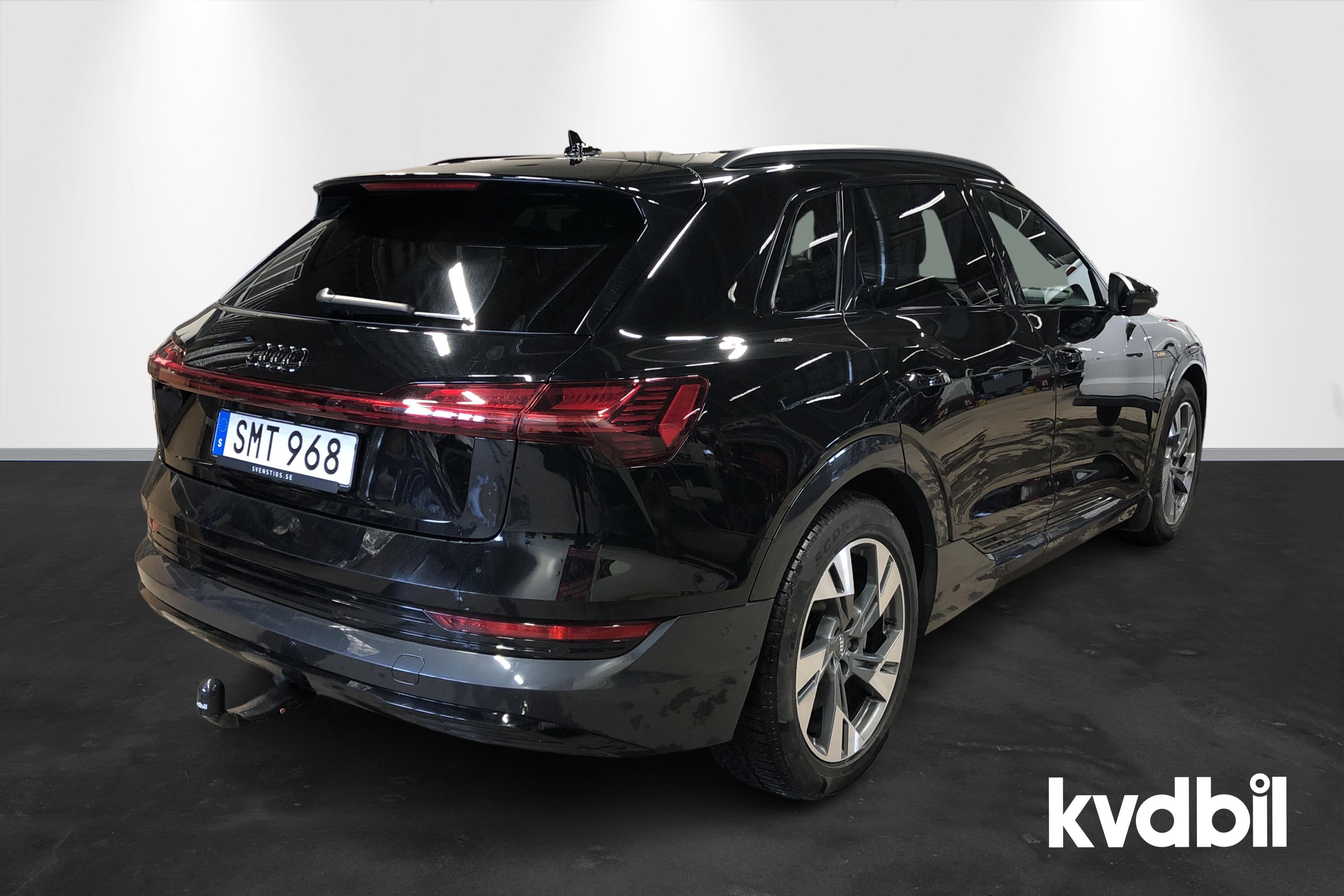 Audi e-tron 50 quattro 71 kWh (288hk) - 71 390 km - Automatic - black - 2020