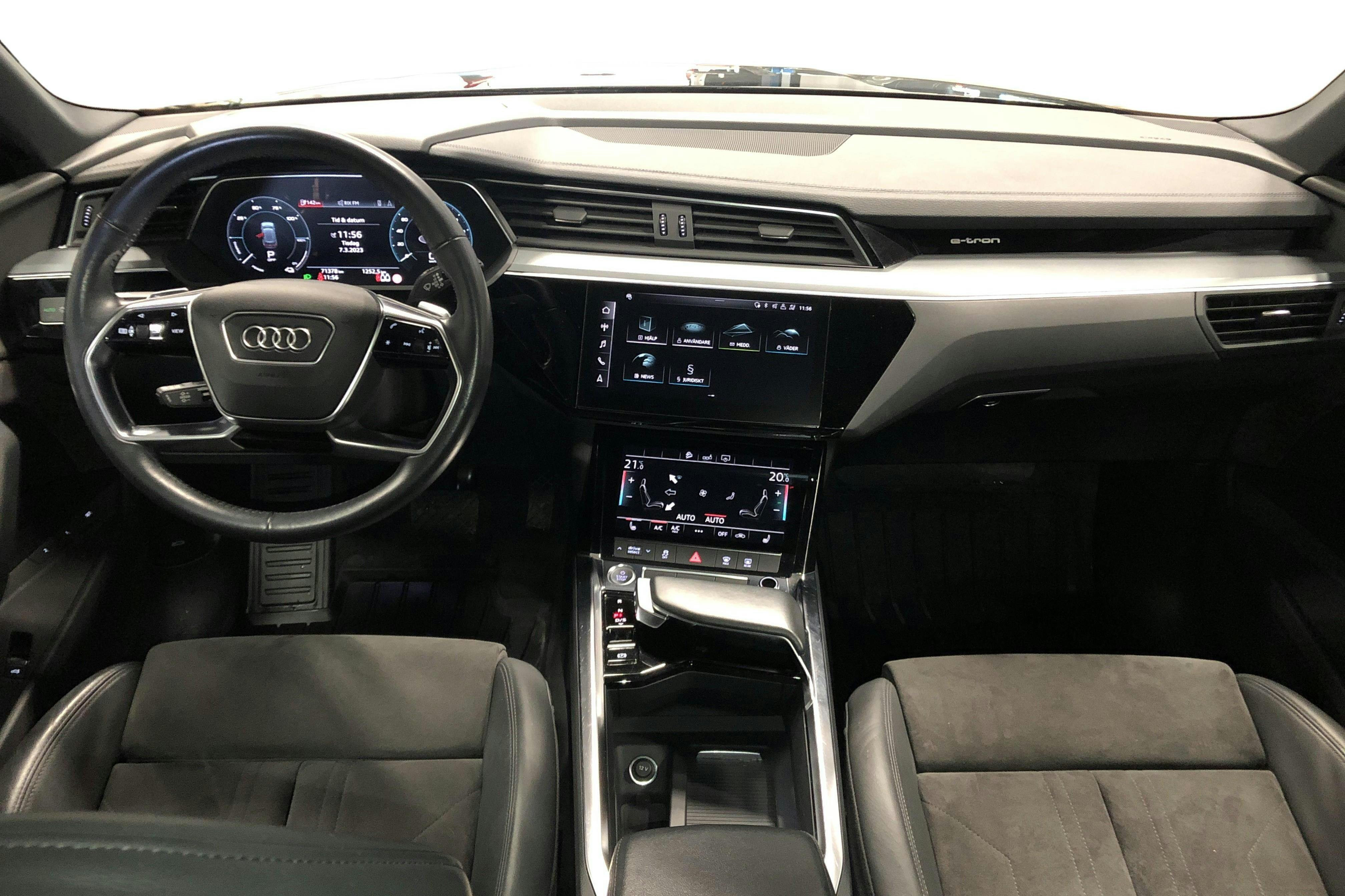 Audi e-tron 50 quattro 71 kWh (288hk) - 71 390 km - Automatic - black - 2020