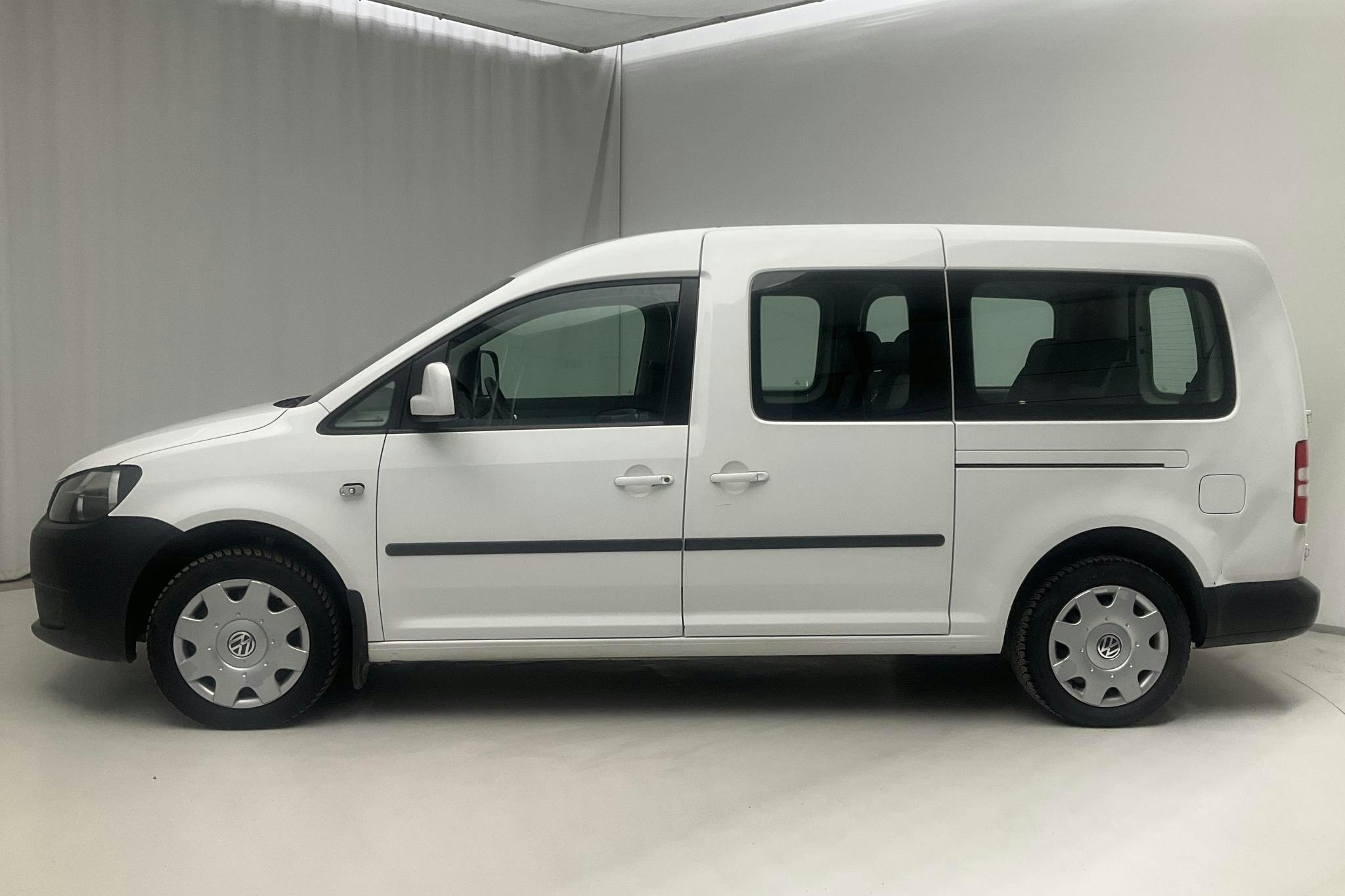 VW Caddy MPV Maxi 1.6 TDI (102hk) - 13 095 mil - Manuell - vit - 2013