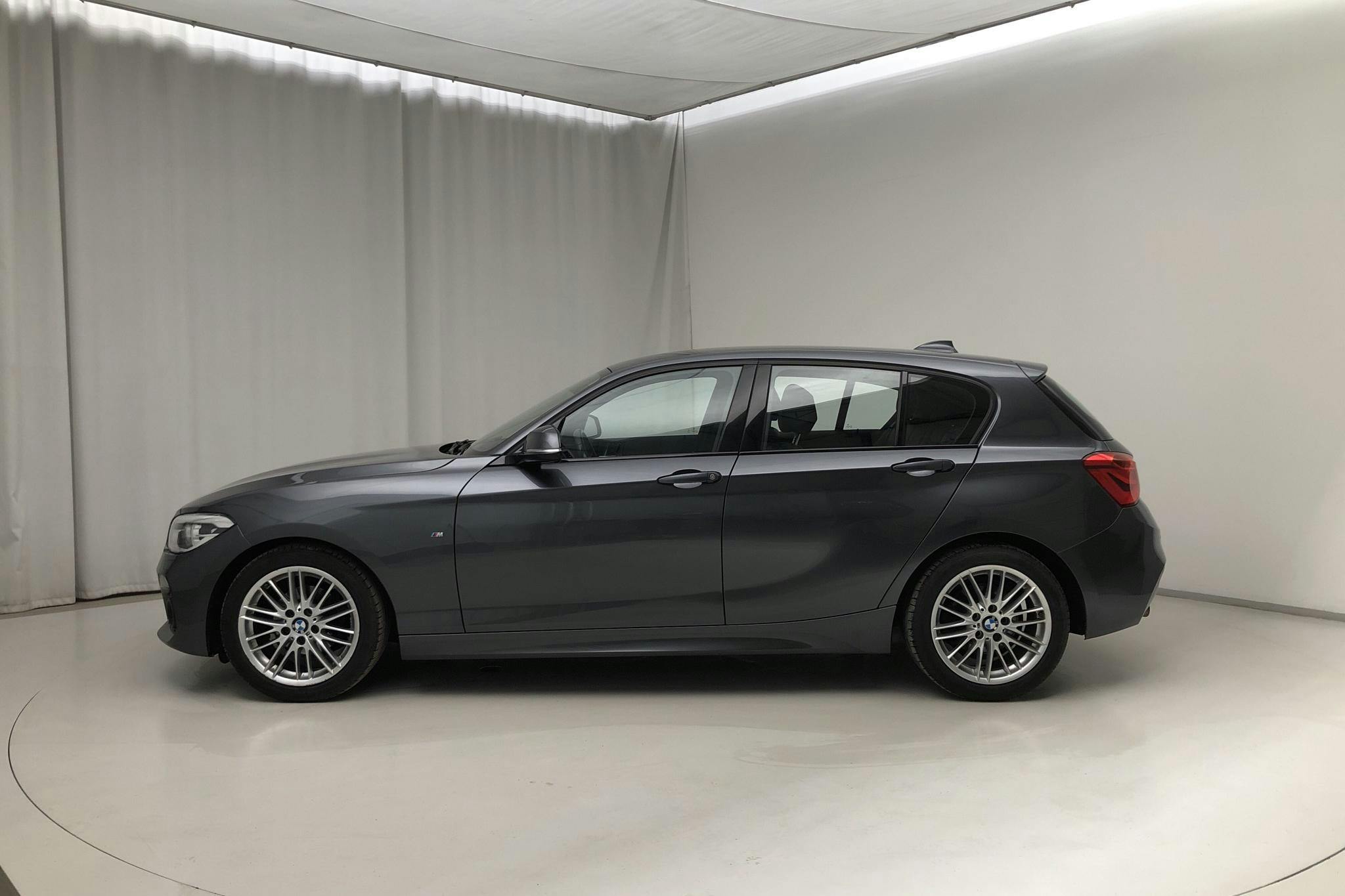 BMW 118i 5dr, F20 (136hk) - 113 970 km - Automatic - gray - 2019