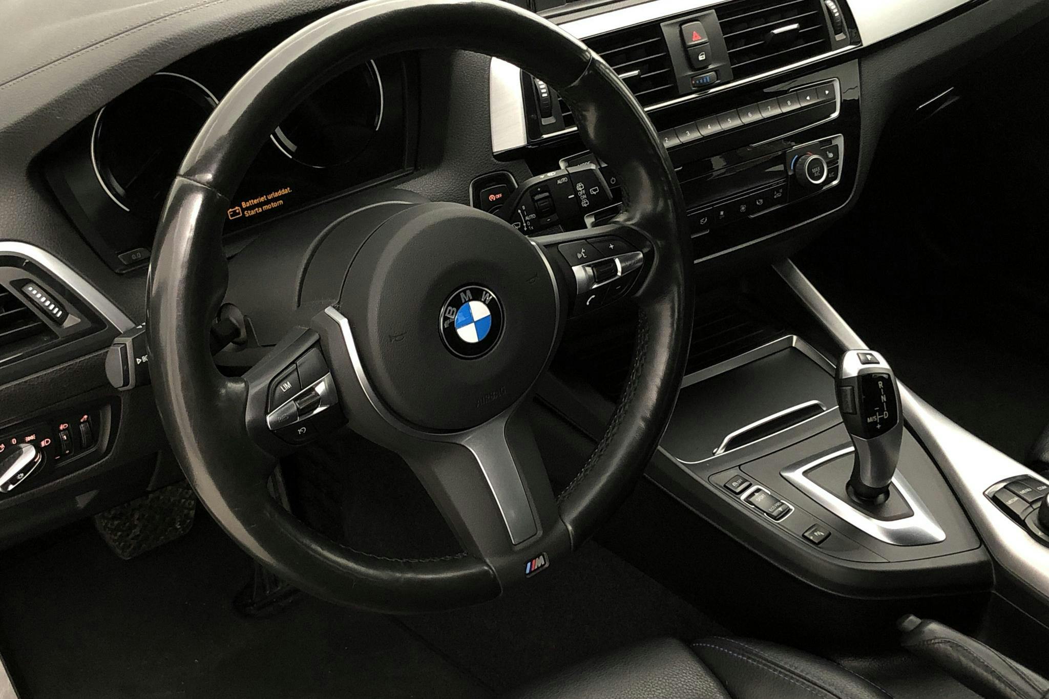 BMW 118i 5dr, F20 (136hk) - 113 970 km - Automatic - gray - 2019