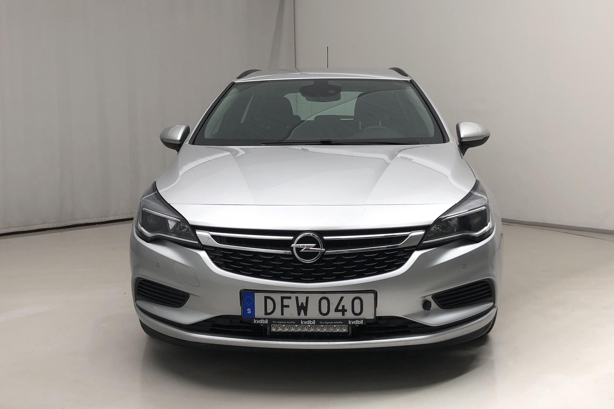 Opel Astra 1.6 CDTI ecoFLEX SportsTourer (110hk) - 206 300 km - Manual - gray - 2018