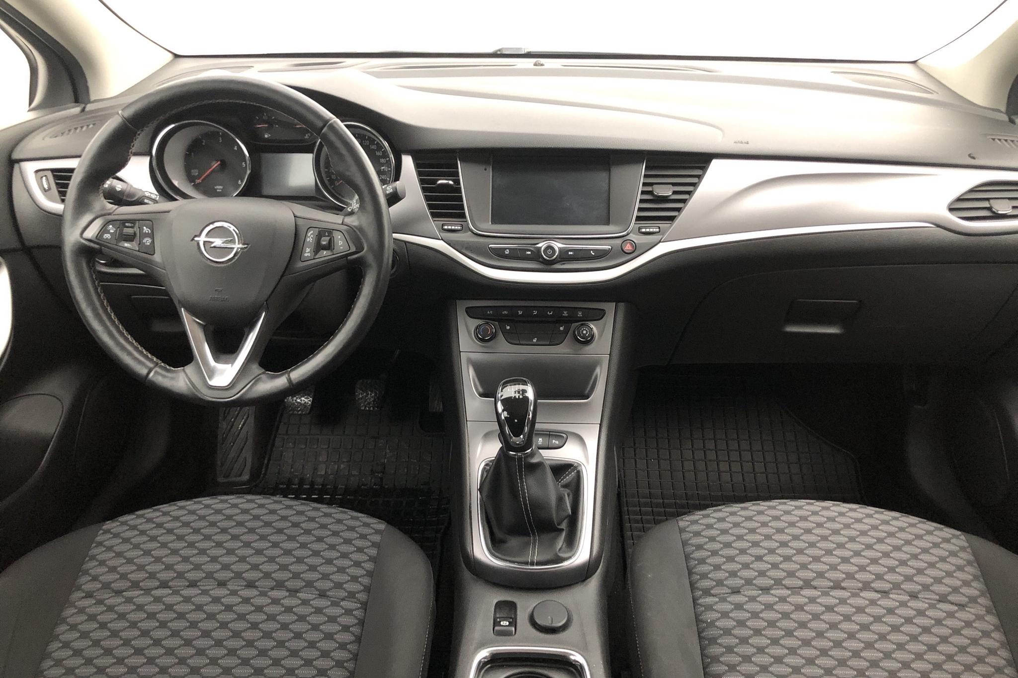 Opel Astra 1.6 CDTI ecoFLEX SportsTourer (110hk) - 20 630 mil - Manuell - grå - 2018