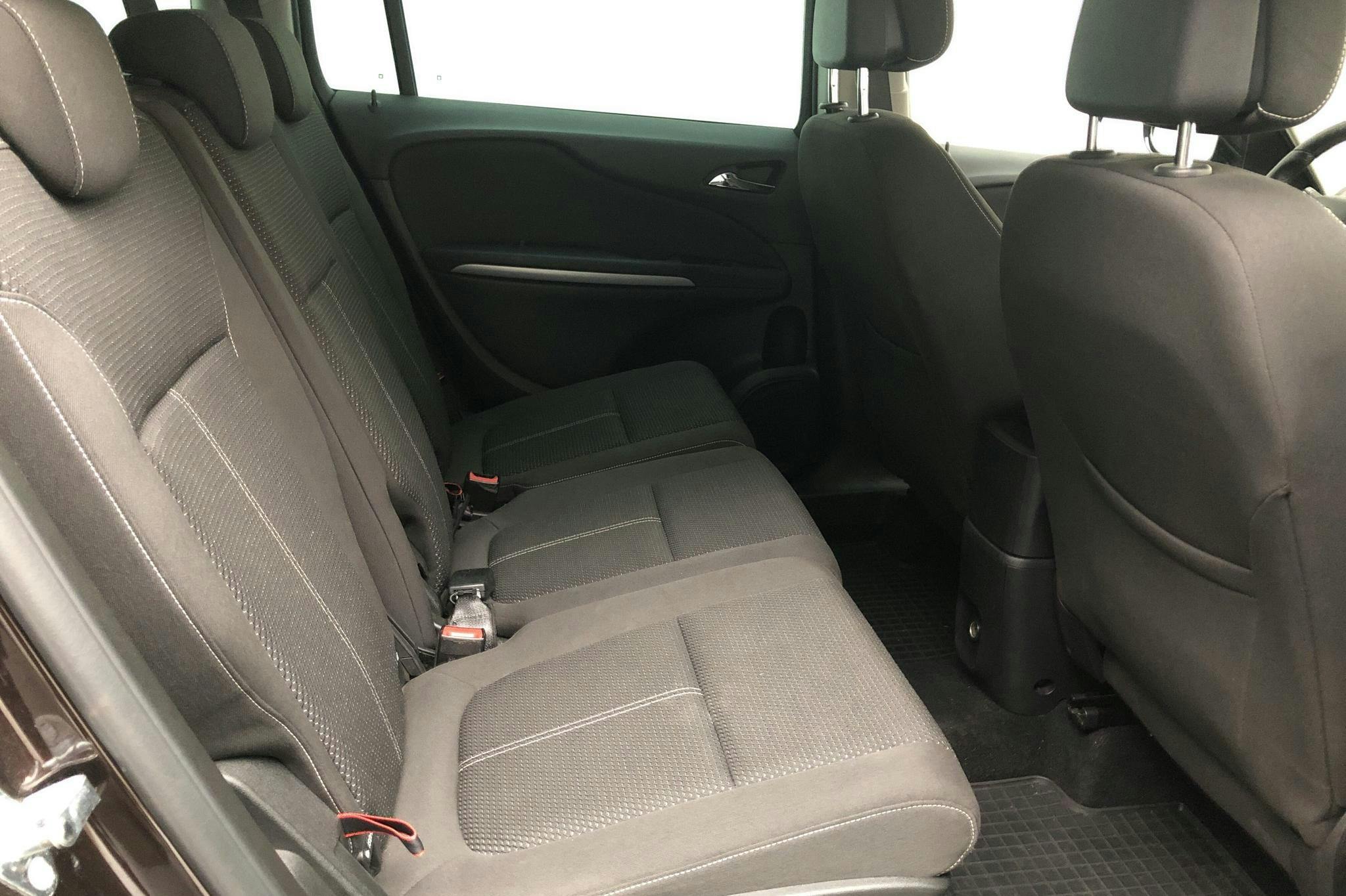 Opel Zafira 1.6 CNG ecoFLEX (150hk) - 11 931 mil - Manuell - brun - 2016
