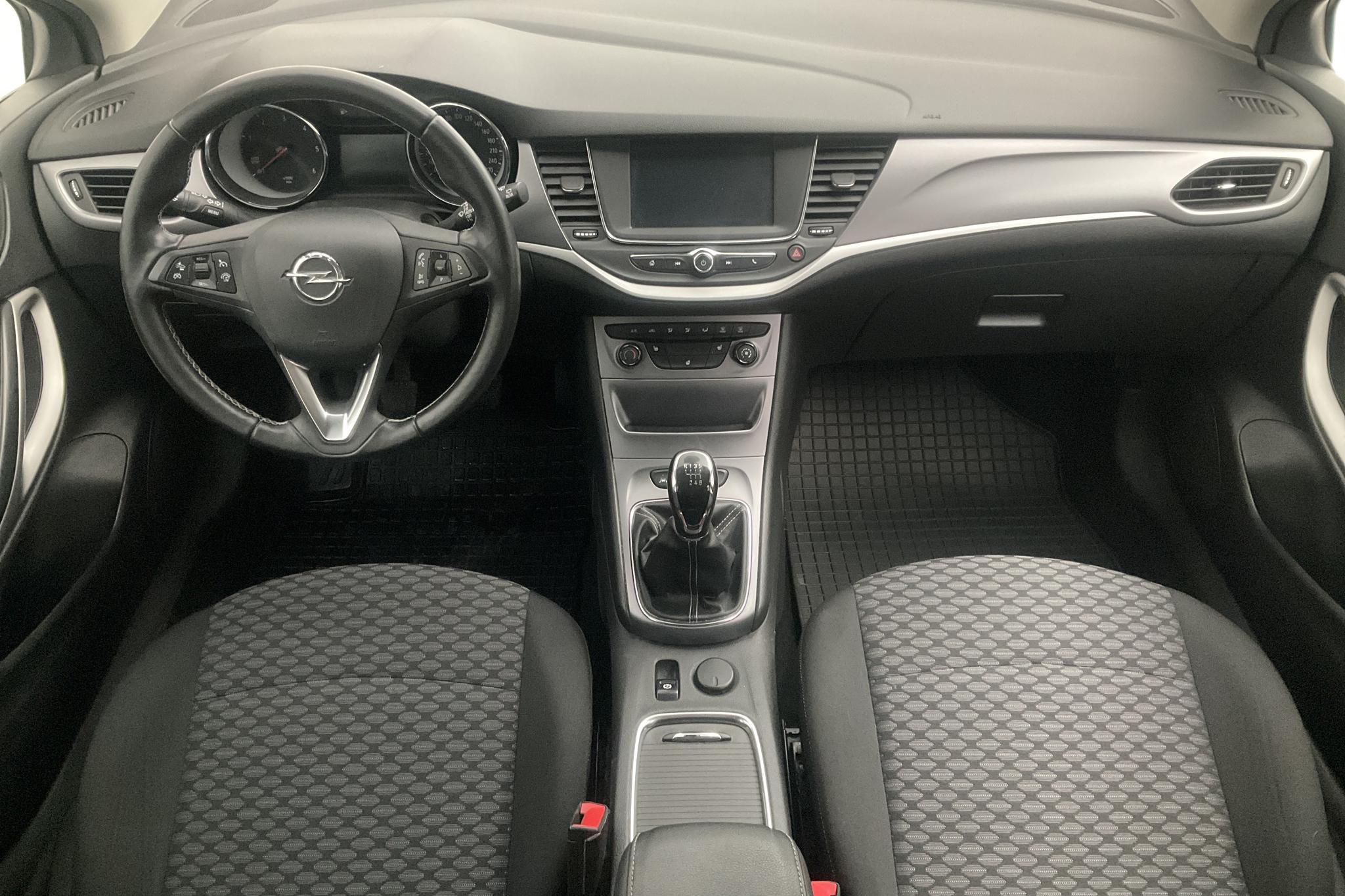 Opel Astra 1.6 CDTI ecoFLEX SportsTourer (110hk) - 218 180 km - Manual - gray - 2018