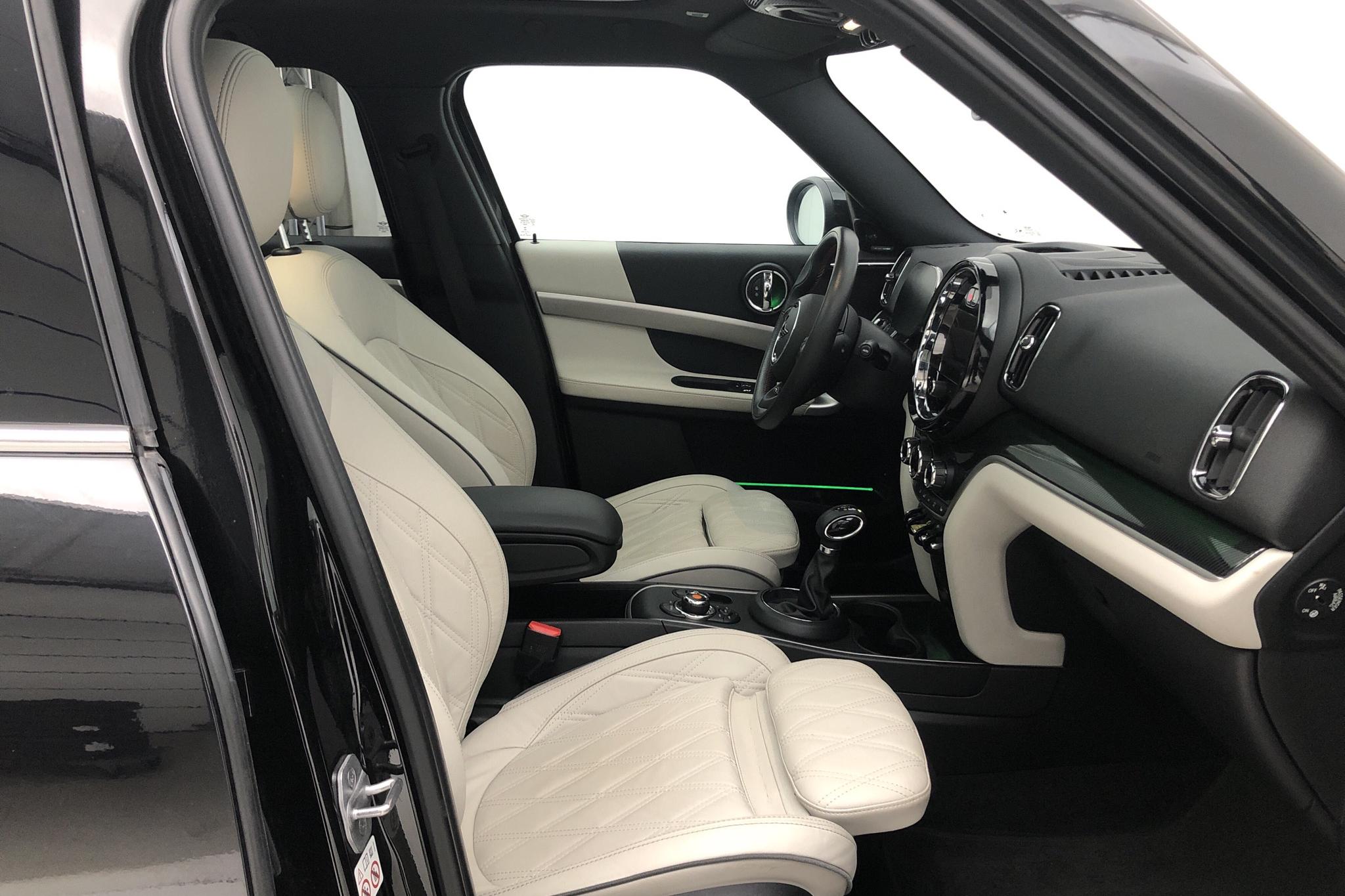 MINI Cooper S E ALL4 Countryman 10,0 kWh, F60 LCI (220hk) - 20 250 km - Automatic - black - 2021