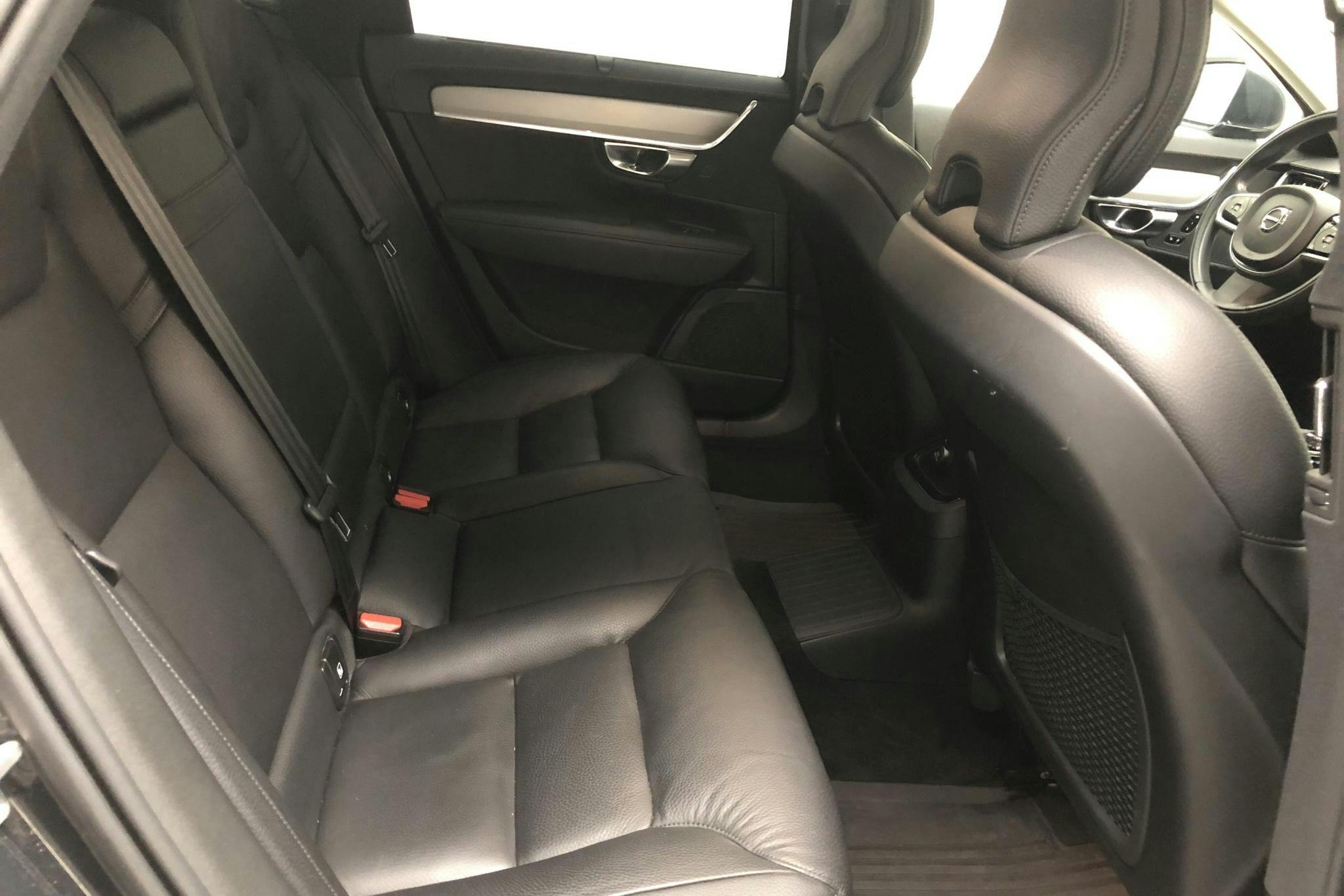 Volvo V90 T8 AWD Twin Engine (390hk) - 10 292 mil - Automat - grå - 2020