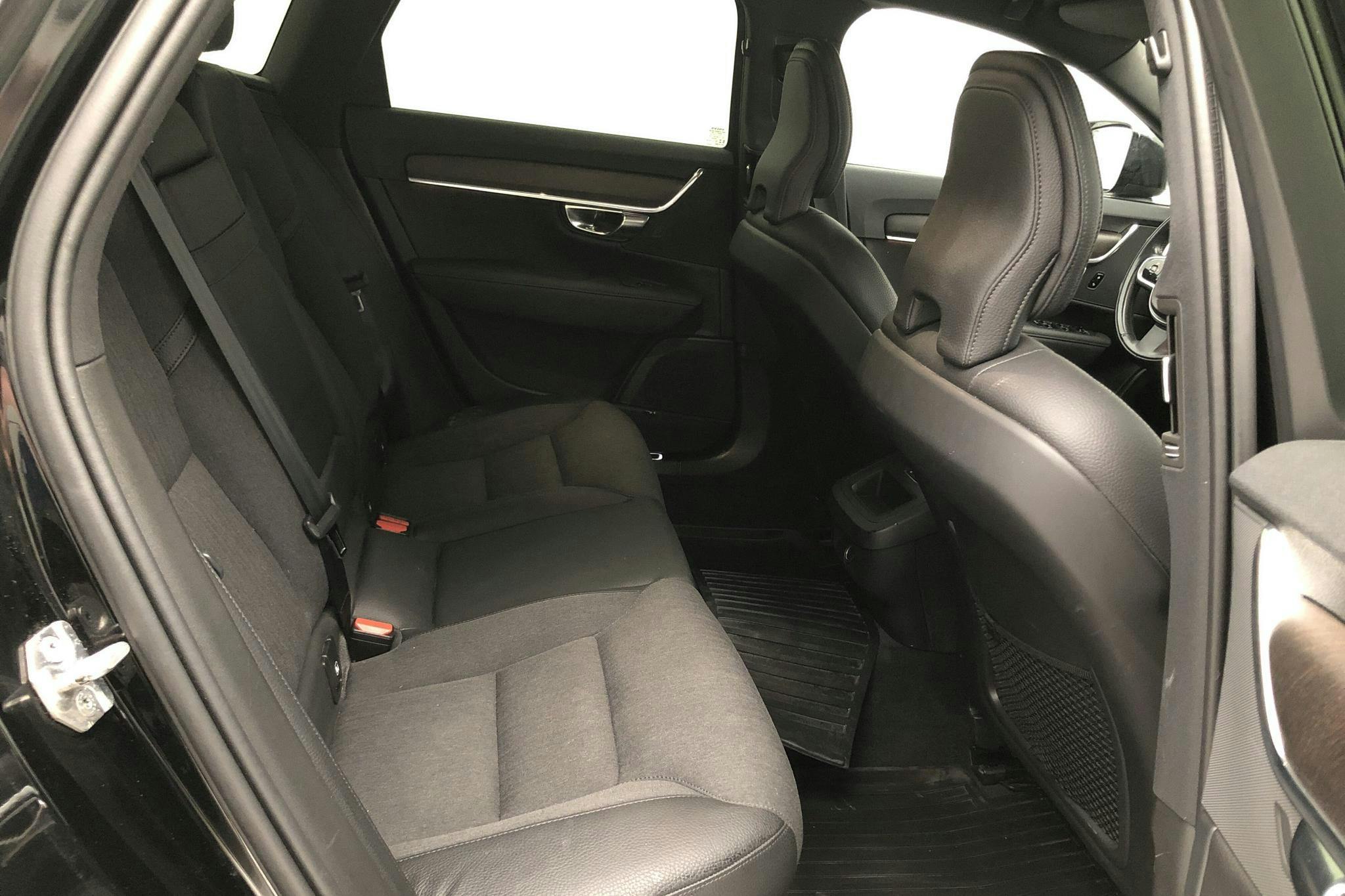 Volvo V90 D4 Cross Country AWD (190hk) - 139 460 km - Automatic - black - 2020