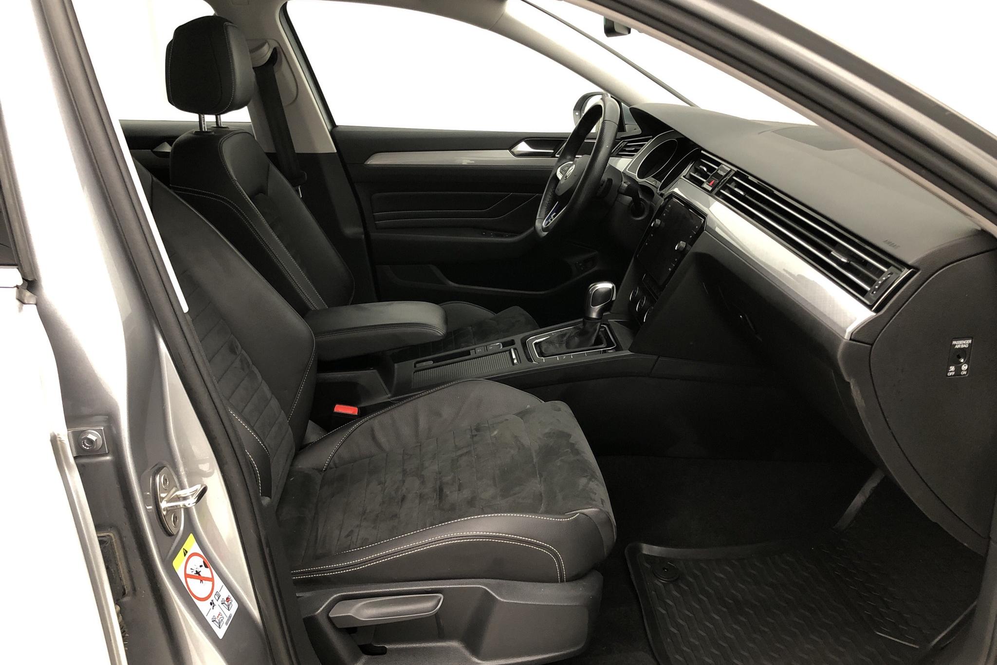 VW Passat 1.4 GTE Sportscombi (218hk) - 38 620 km - Automatic - silver - 2020