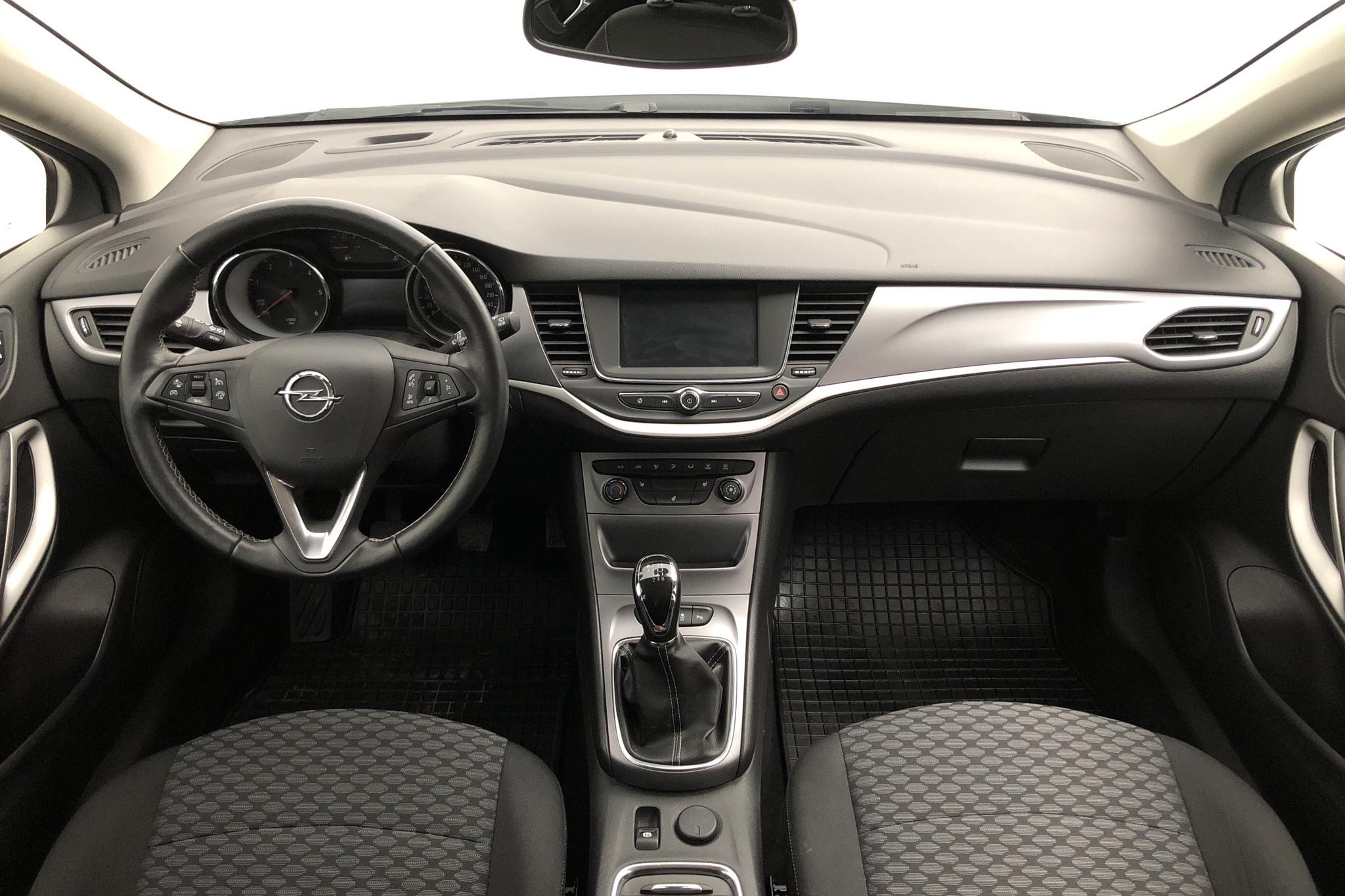 Opel Astra 1.6 CDTI ecoFLEX SportsTourer (110hk) - 2 941 mil - Manuell - grå - 2018