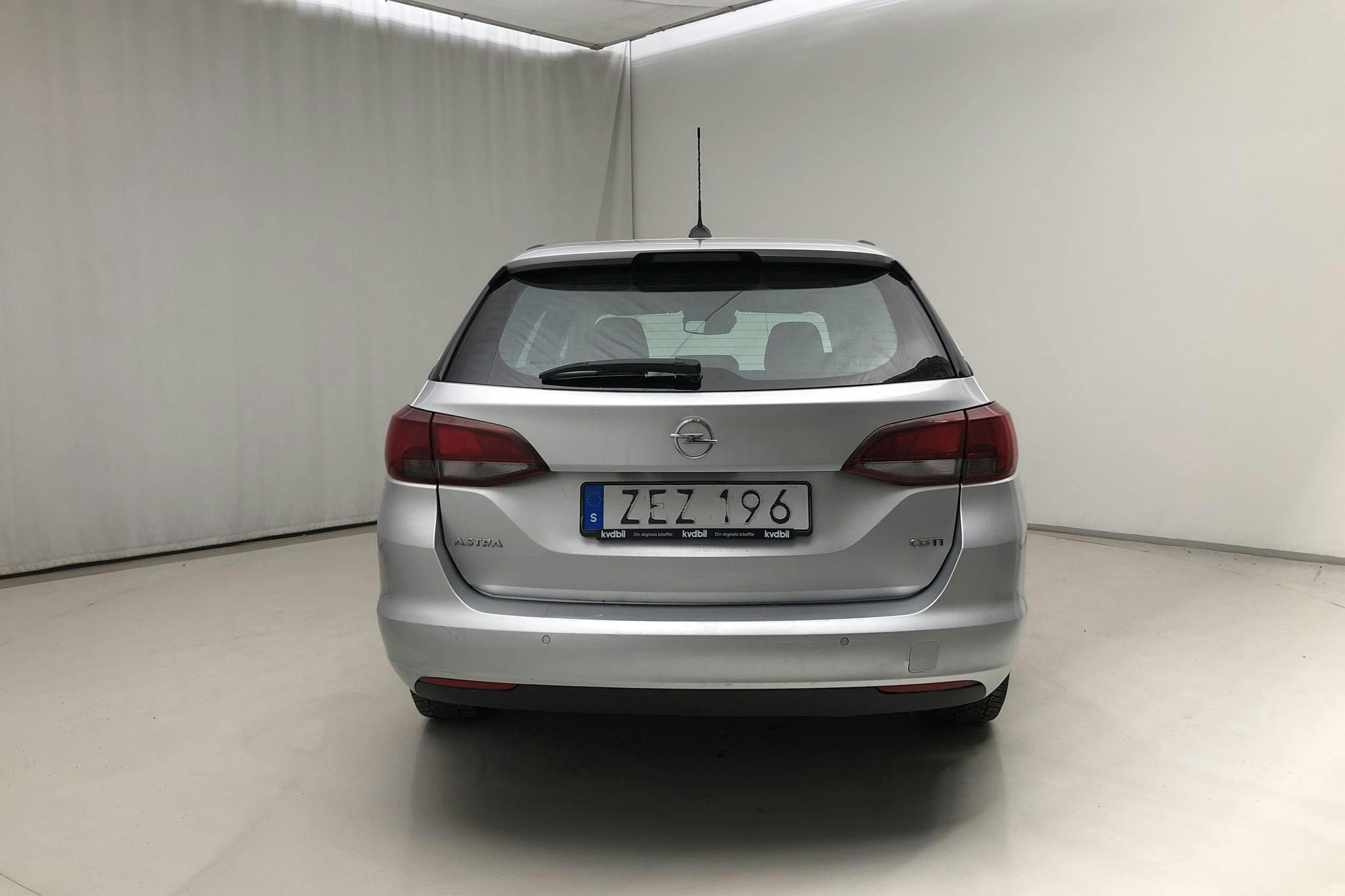 Opel Astra 1.6 CDTI ecoFLEX SportsTourer (110hk) - 201 970 km - Manual - gray - 2018