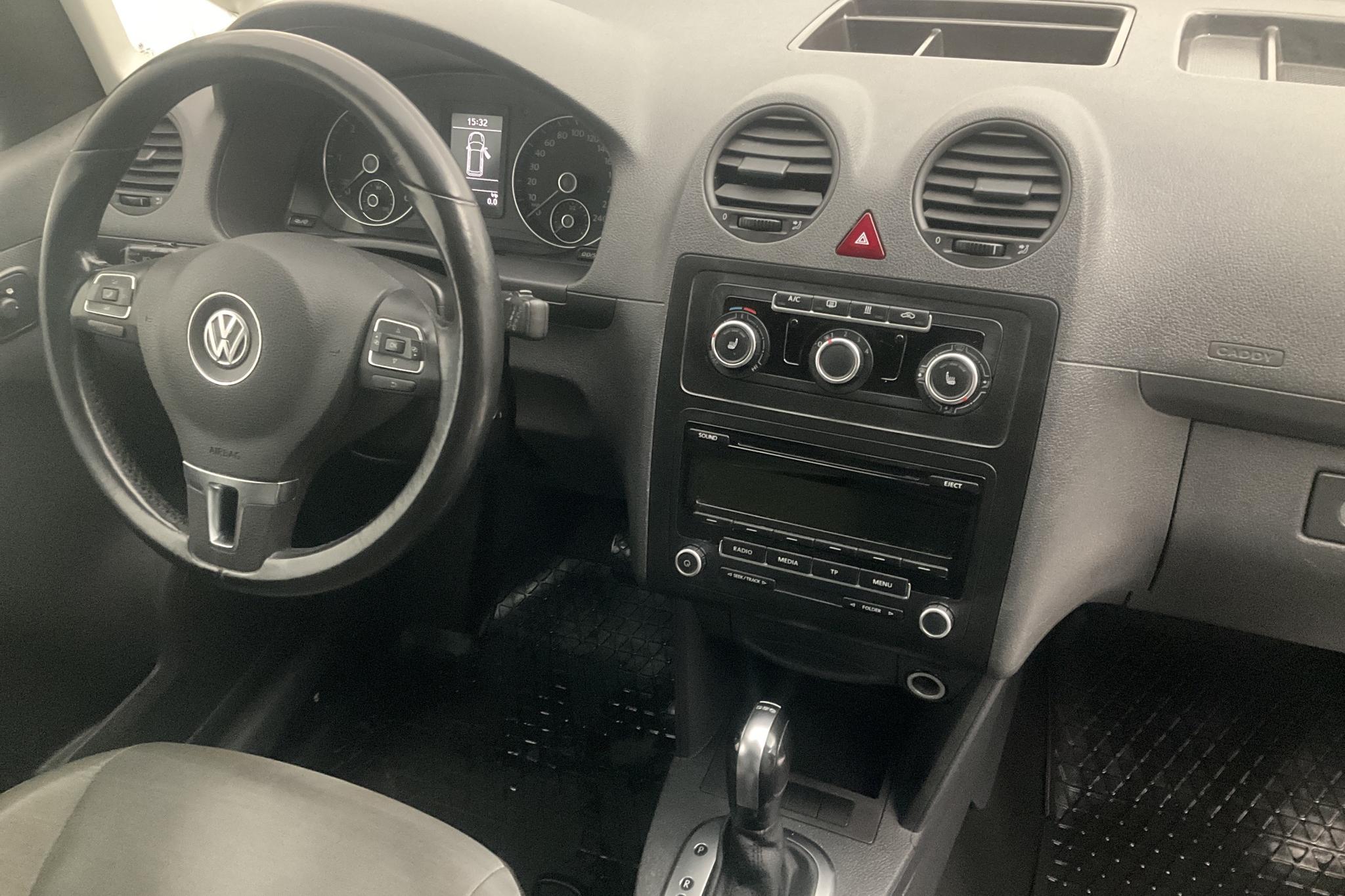 VW Caddy 1.6 TDI Skåp (102hk) - 97 520 km - Automatic - white - 2015