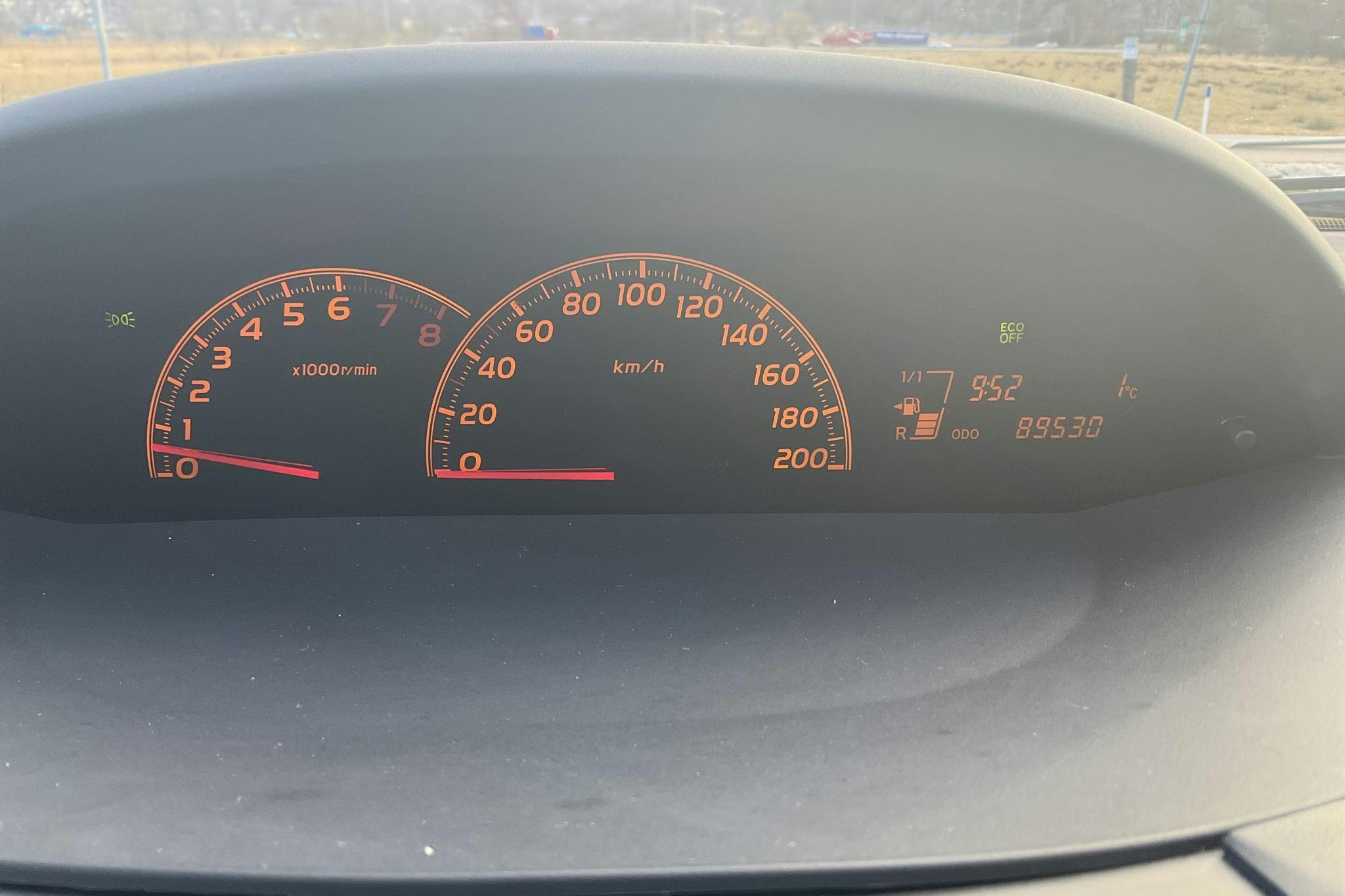Toyota Yaris 1.33 5dr (100hk) - 89 530 km - Manual - silver - 2010