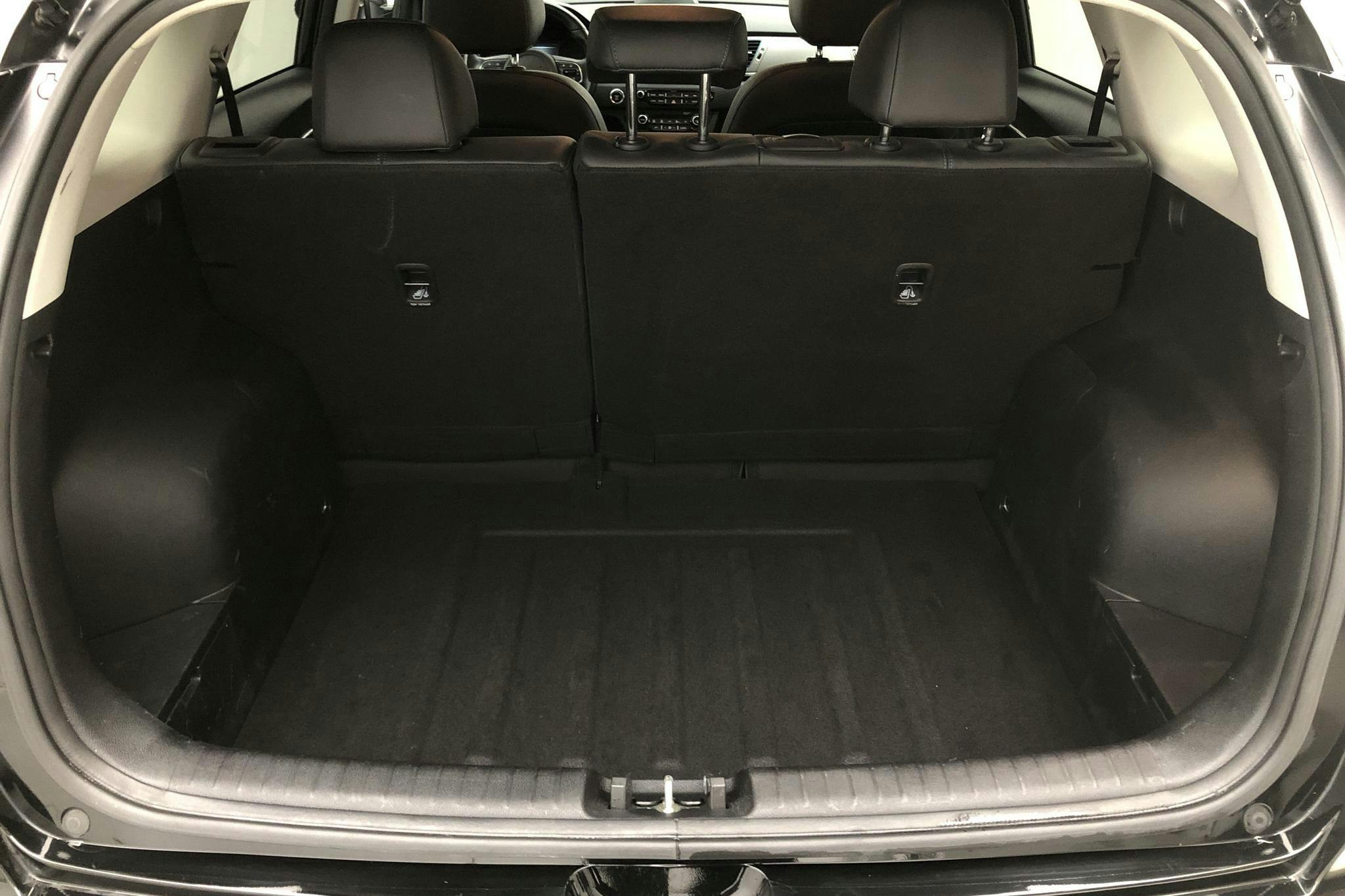 KIA Niro EV 64 kWh (204hk) - 4 458 mil - Automat - svart - 2019