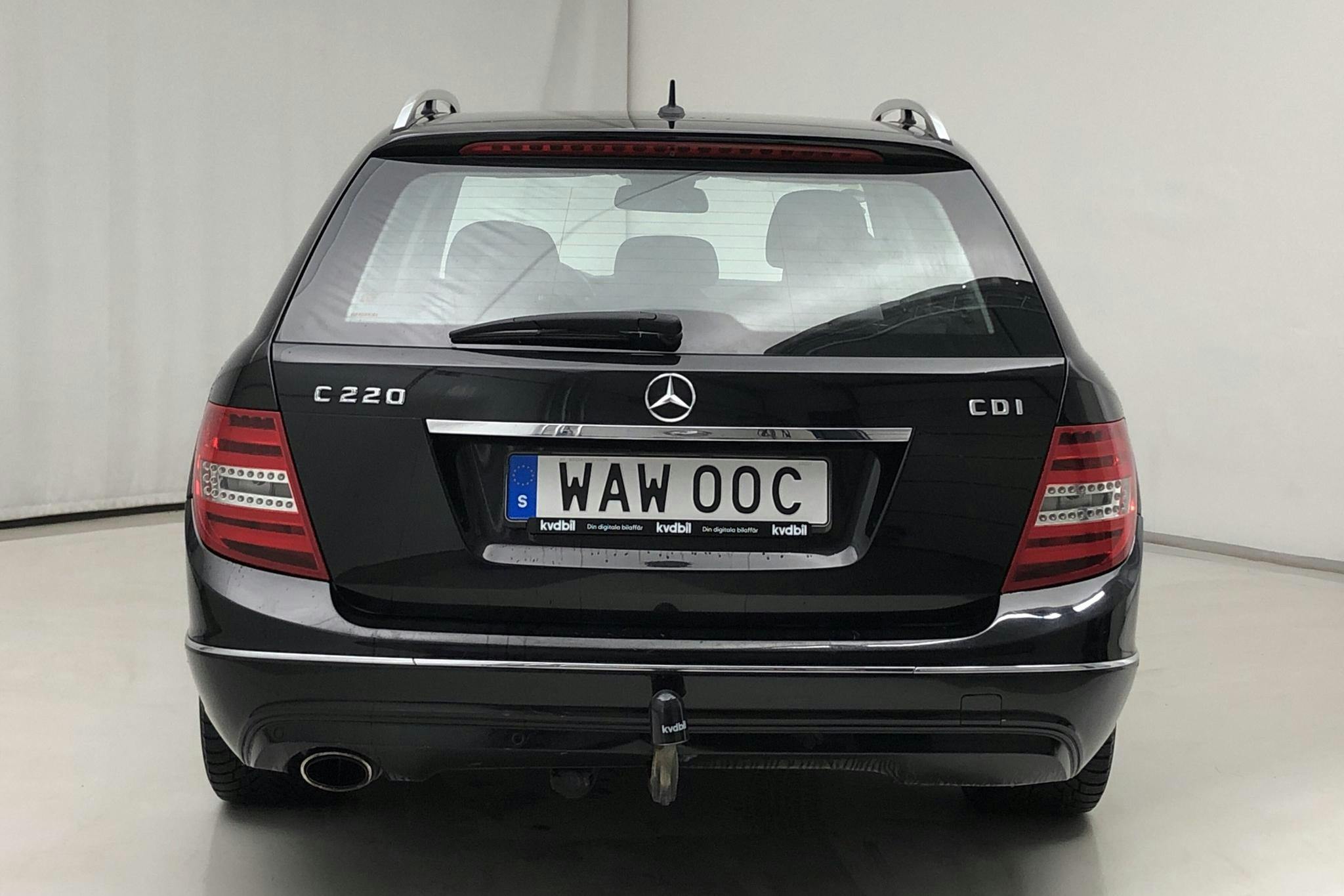 Mecedes C 220 CDI Kombi BlueEfficiency S204 (170hk) - 183 220 km - Manual - black - 2013