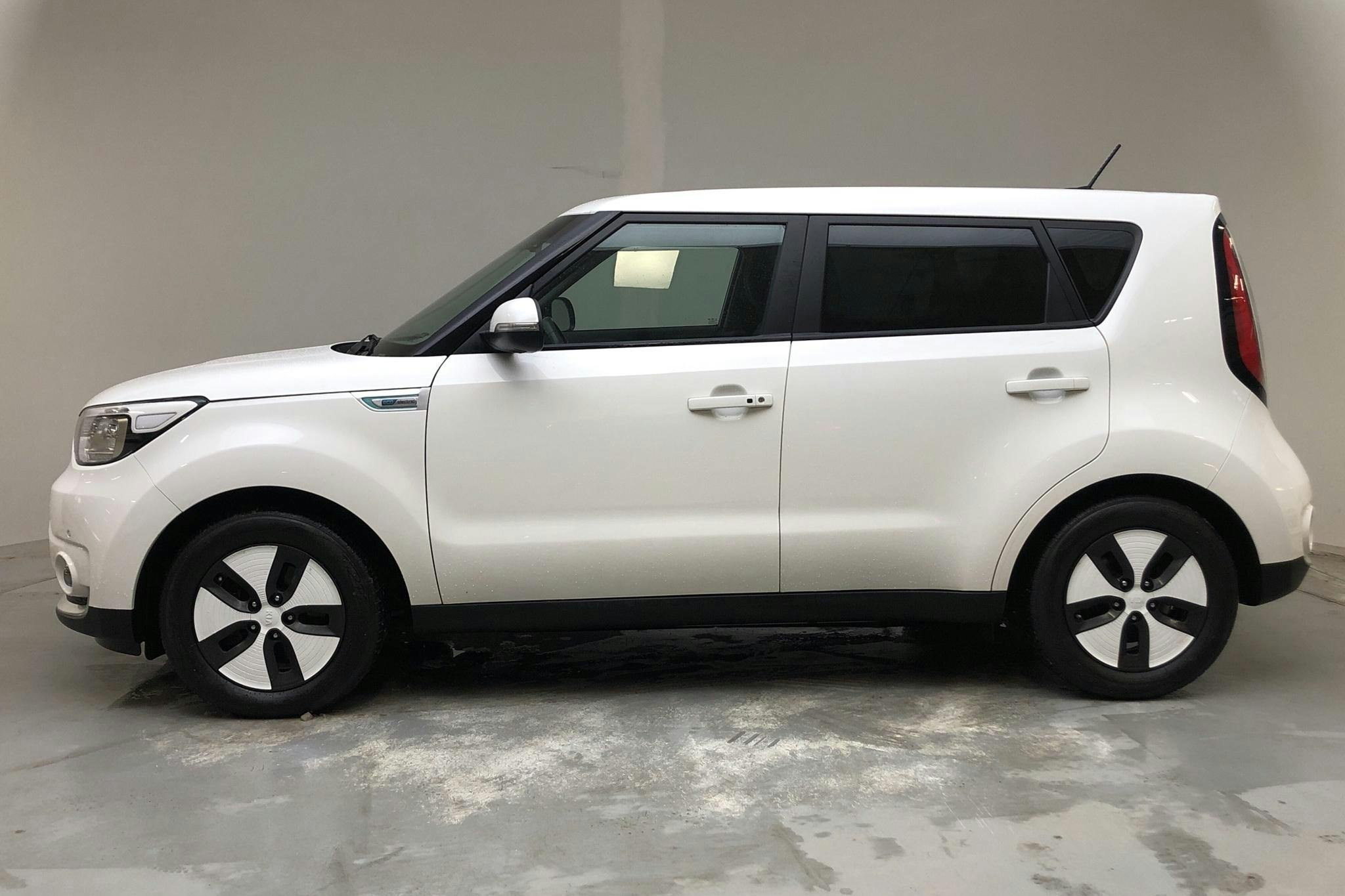 KIA Soul EV 30 kWh (110hk) - 108 160 km - Automatic - white - 2018