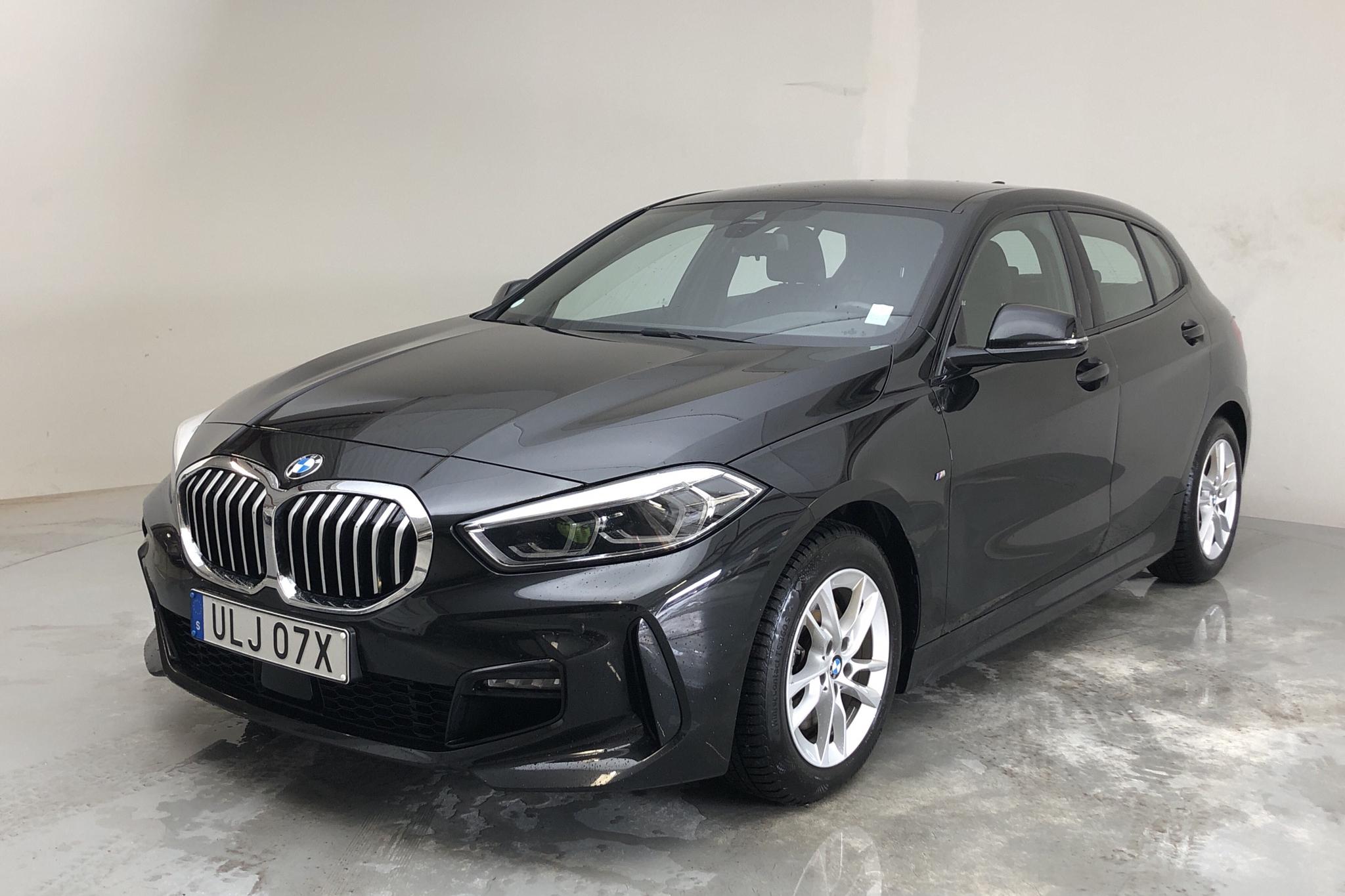 BMW 118i 5dr, F40 (136hk) - 53 250 km - Automatic - black - 2021