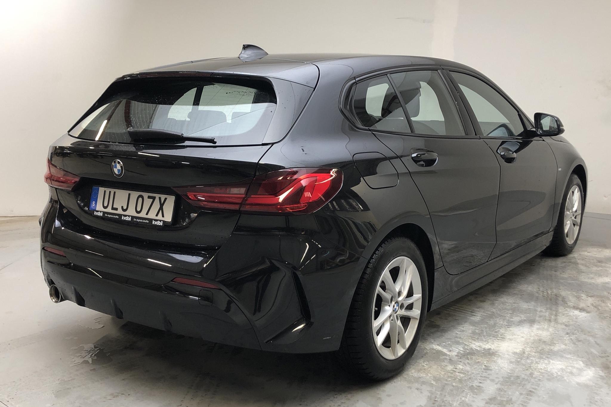 BMW 118i 5dr, F40 (136hk) - 53 250 km - Automatic - black - 2021