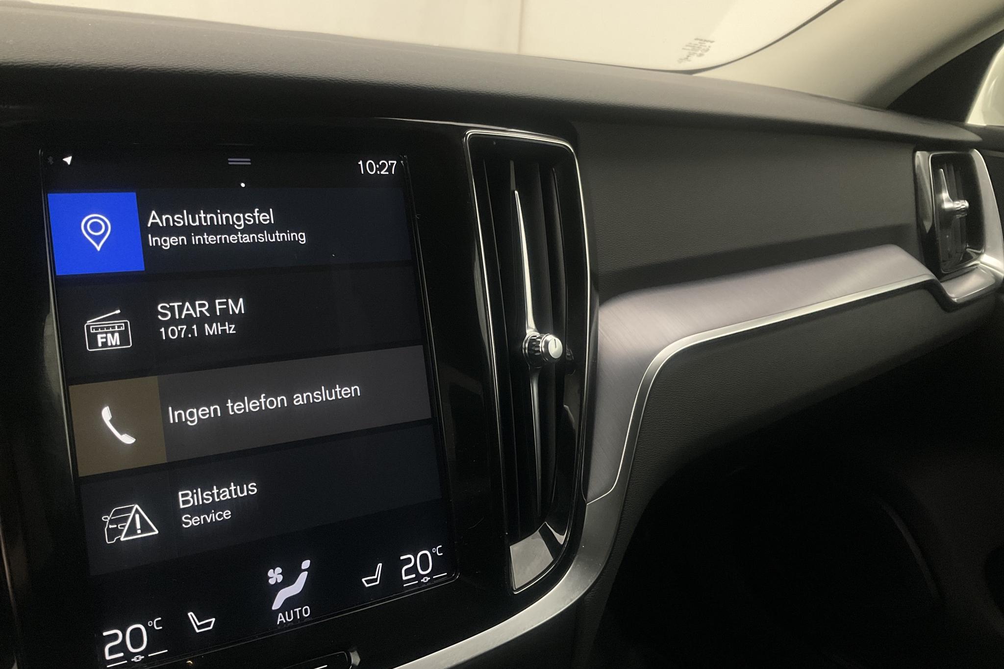 Volvo V60 T5 (250hk) - 10 869 mil - Automat - vit - 2019