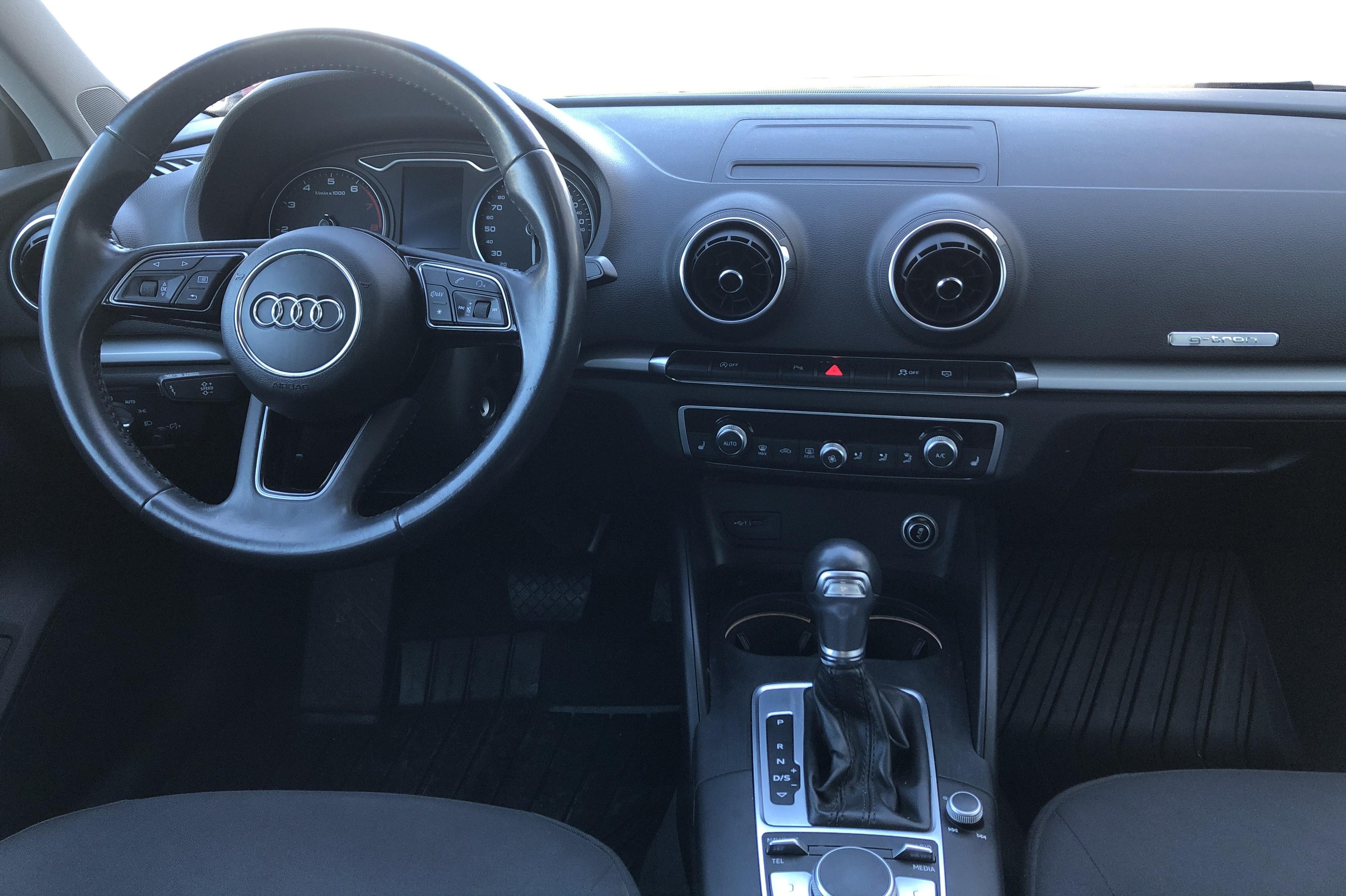 Audi A3 1.4 TFSI g-tron Sportback (110hk) - 101 260 km - Automatic - blue - 2018